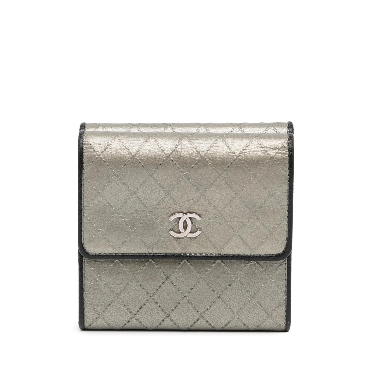 Chanel CC Compact Trifold Wallet (SHG-62FvVv)