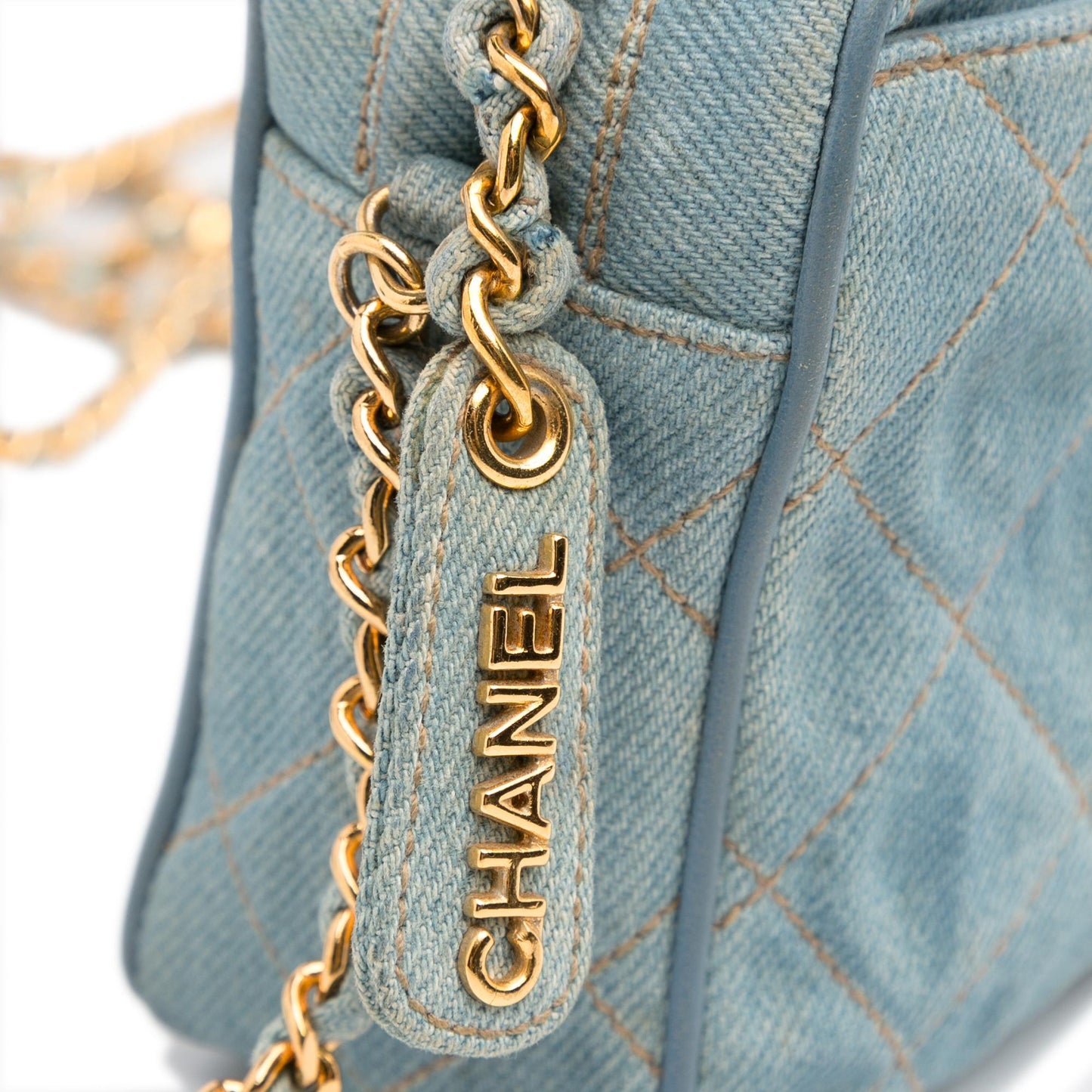 Chanel CC Denim Crossbody Bag (SHG-BPorar)