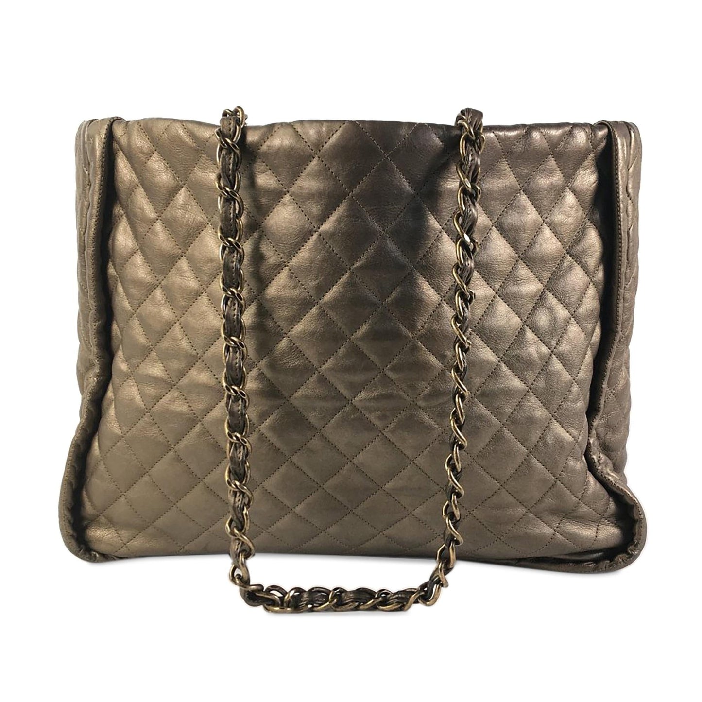 Chanel CC Quilted Calfskin Istanbul Tote (SHG-d6Lzss)