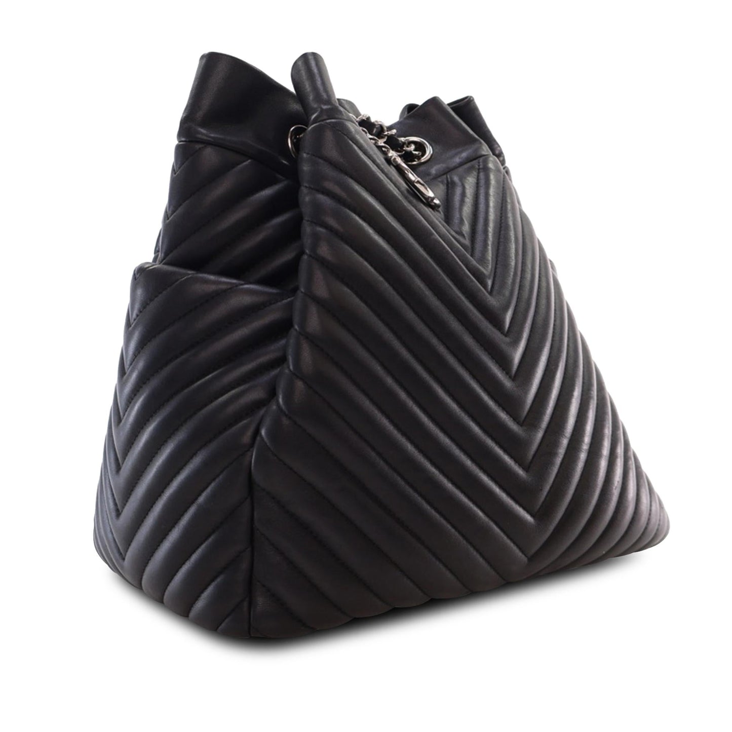 Chanel Chevron Calfskin Urban Spirit Bucket Bag (SHG-1h2tvq)
