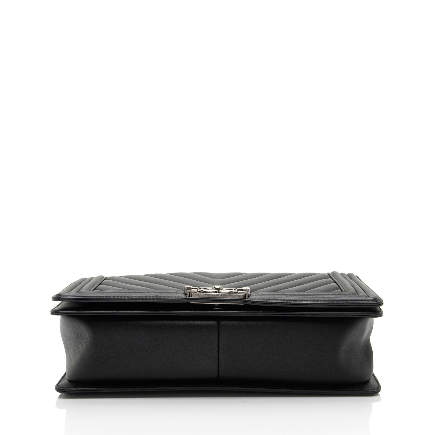 Chanel Chevron Lambskin New Medium Boy Bag (SHF-UdQJ6A)