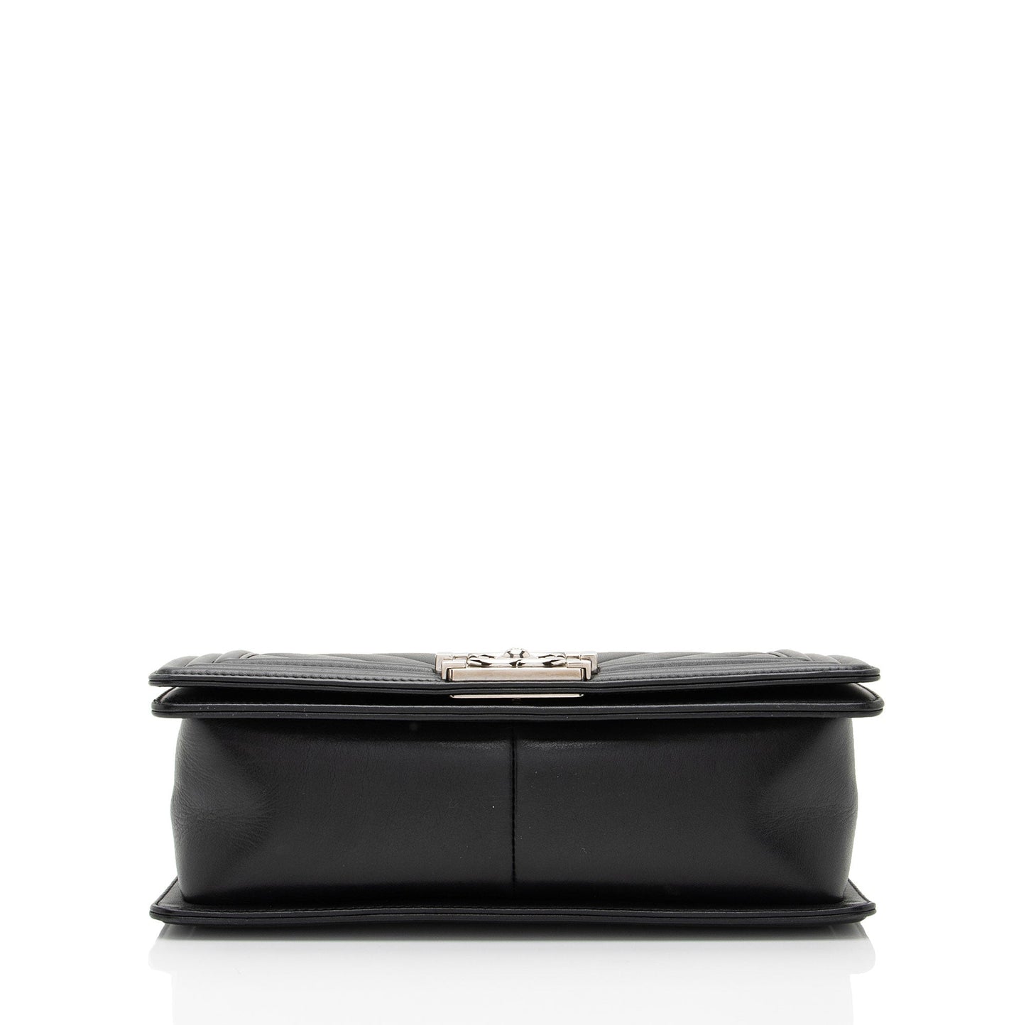 Chanel Chevron Lambskin Old Medium Boy Bag (SHF-OmJ6kv)