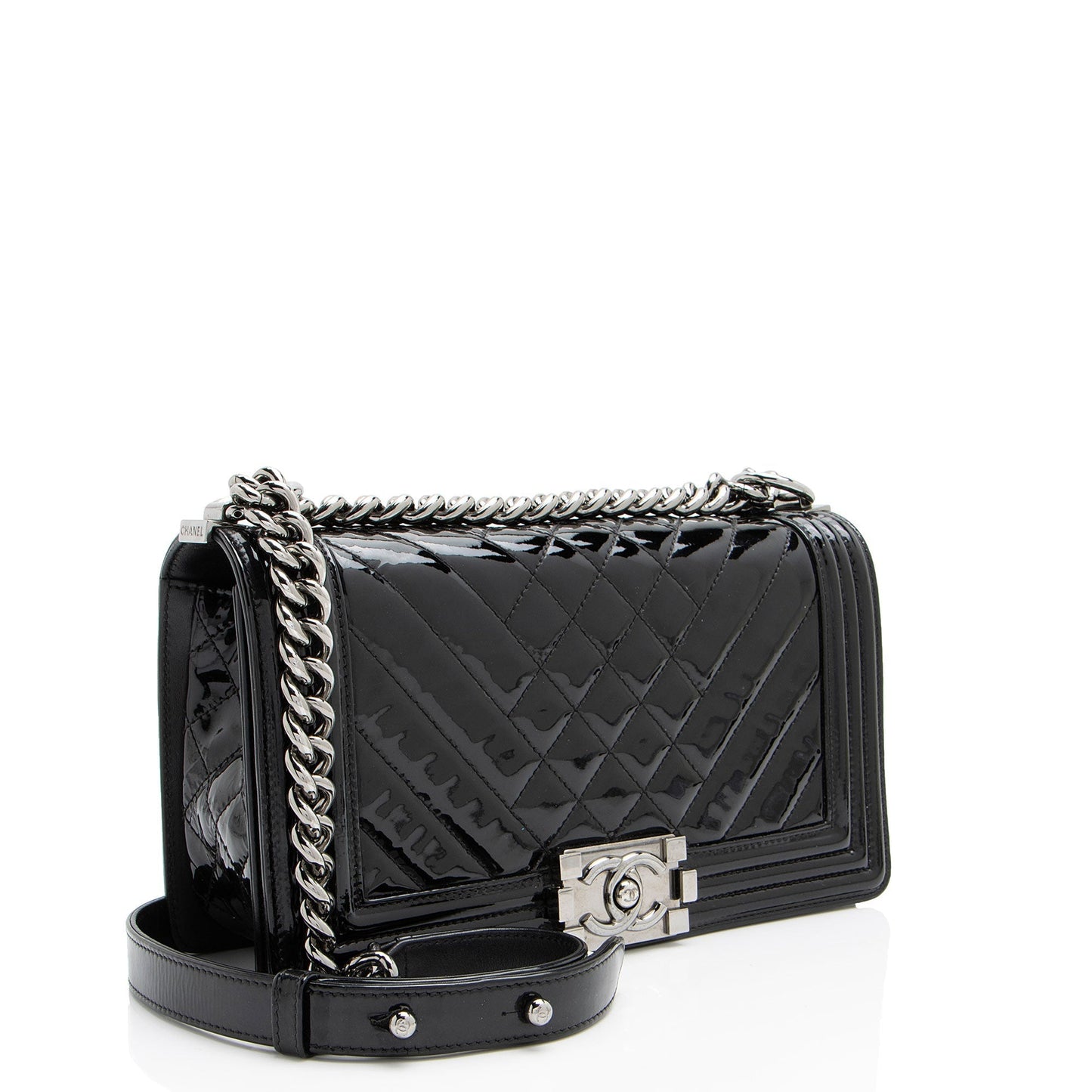 Chanel Chevron Patent Leather Old Medium Boy Bag (SHF-2P3jRA)