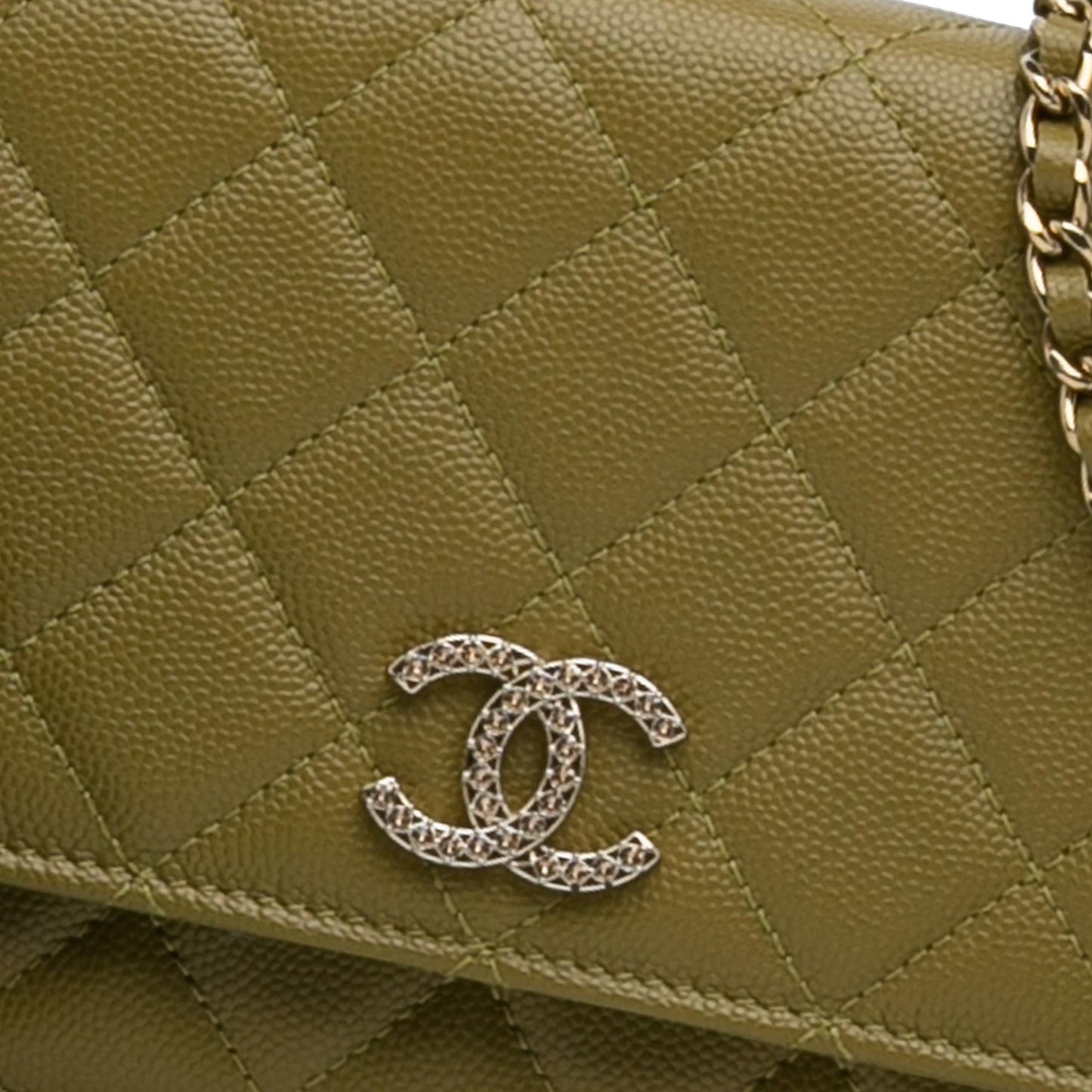 Chanel Classic Caviar Crystal Wallet on Chain (SHG-10U9T9)