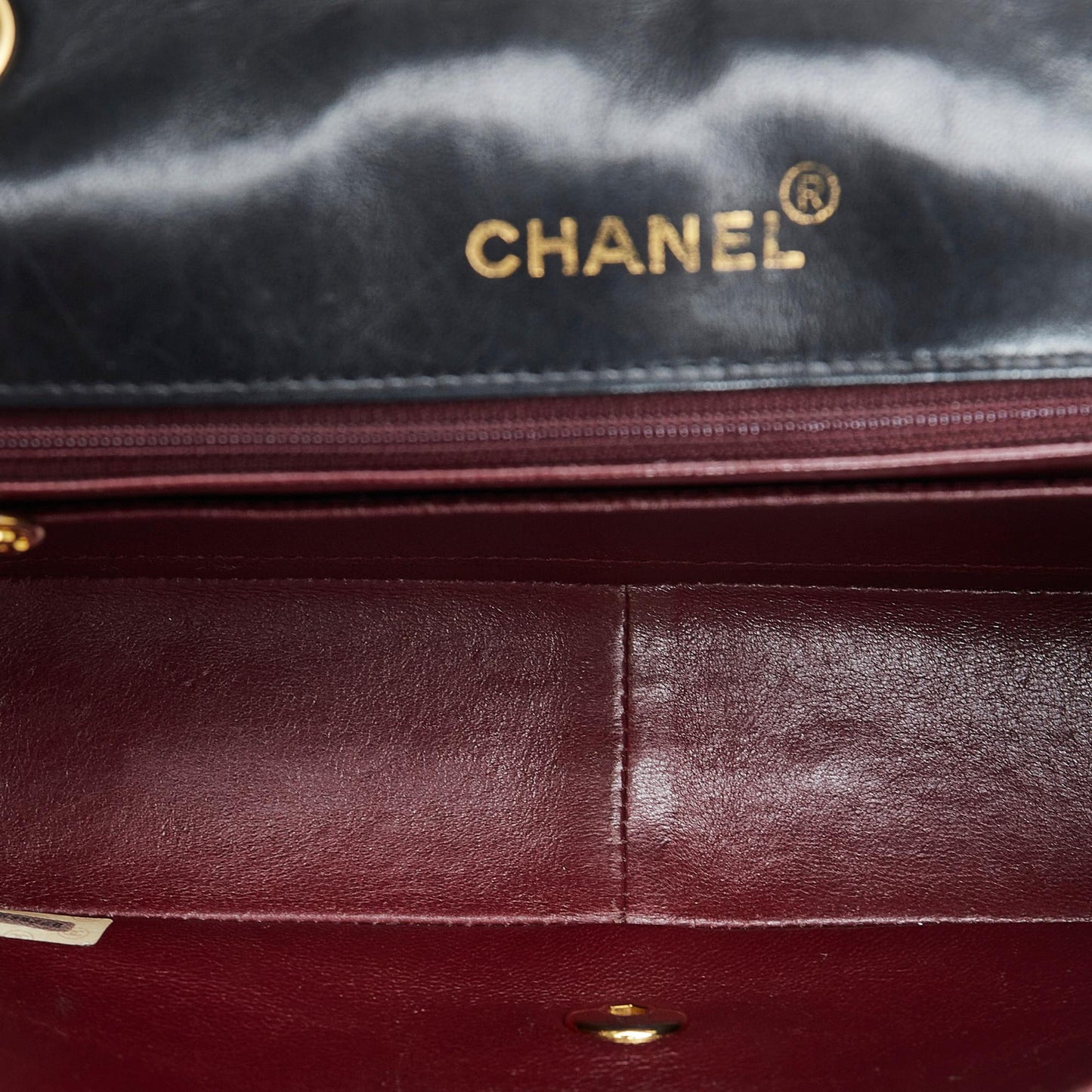 Chanel Diana Flap Crossbody (SHG-jpdr9R)