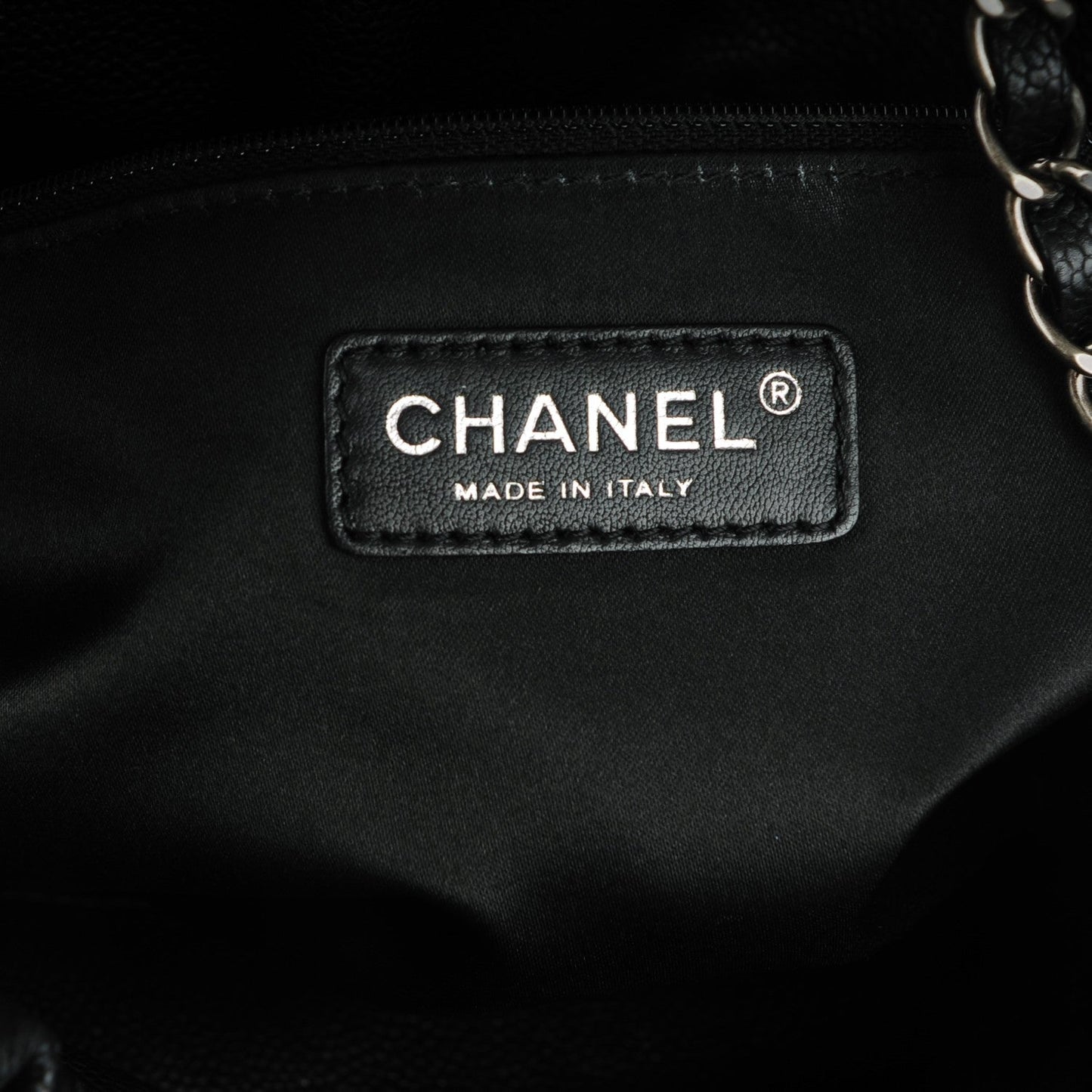 CHANEL GLAZED CAVIAR LEATHER QUILTED LARGE ELASTIC SHOULDER BAG