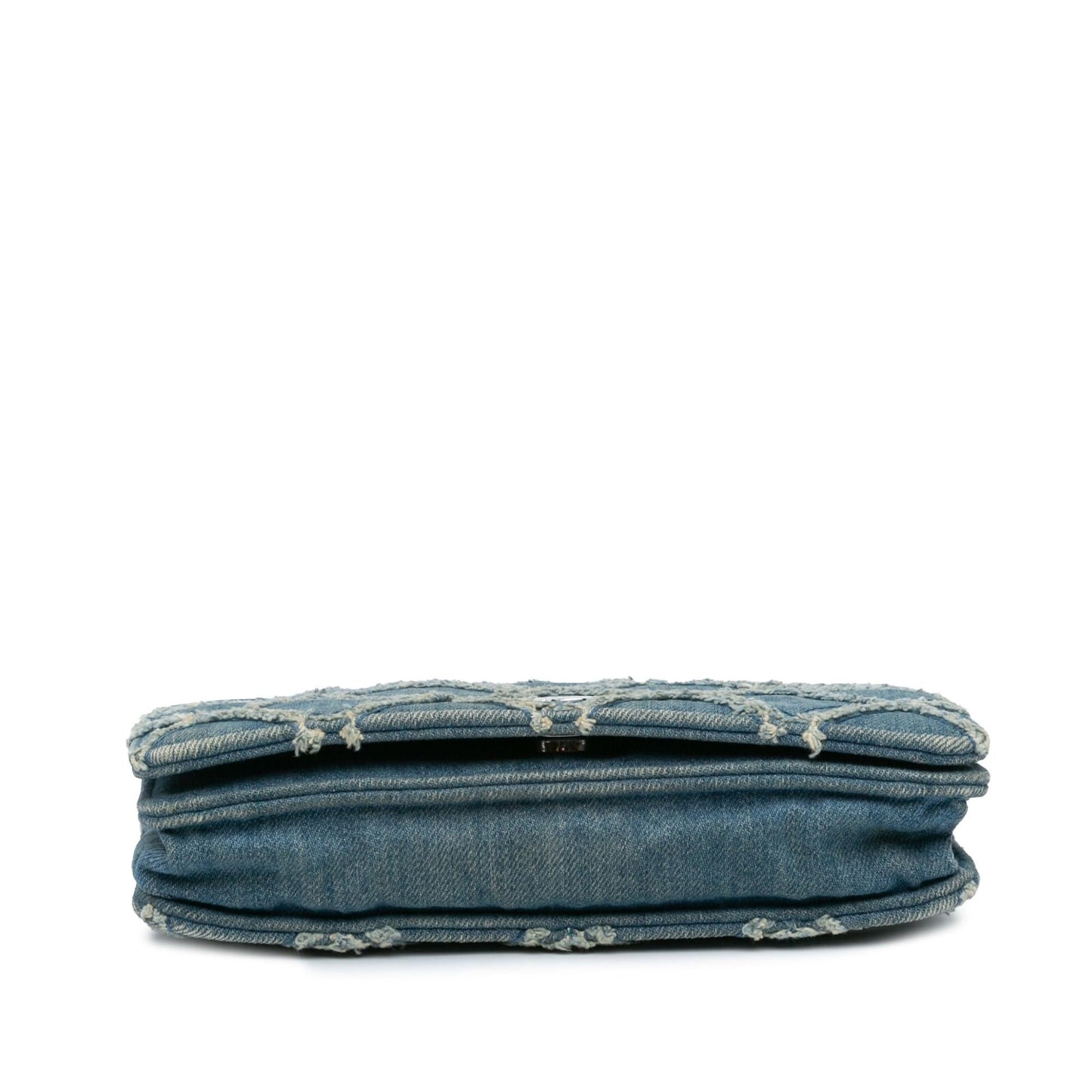 Chanel Frayed Denim Wallet On Chain (SHG-GP7alA)