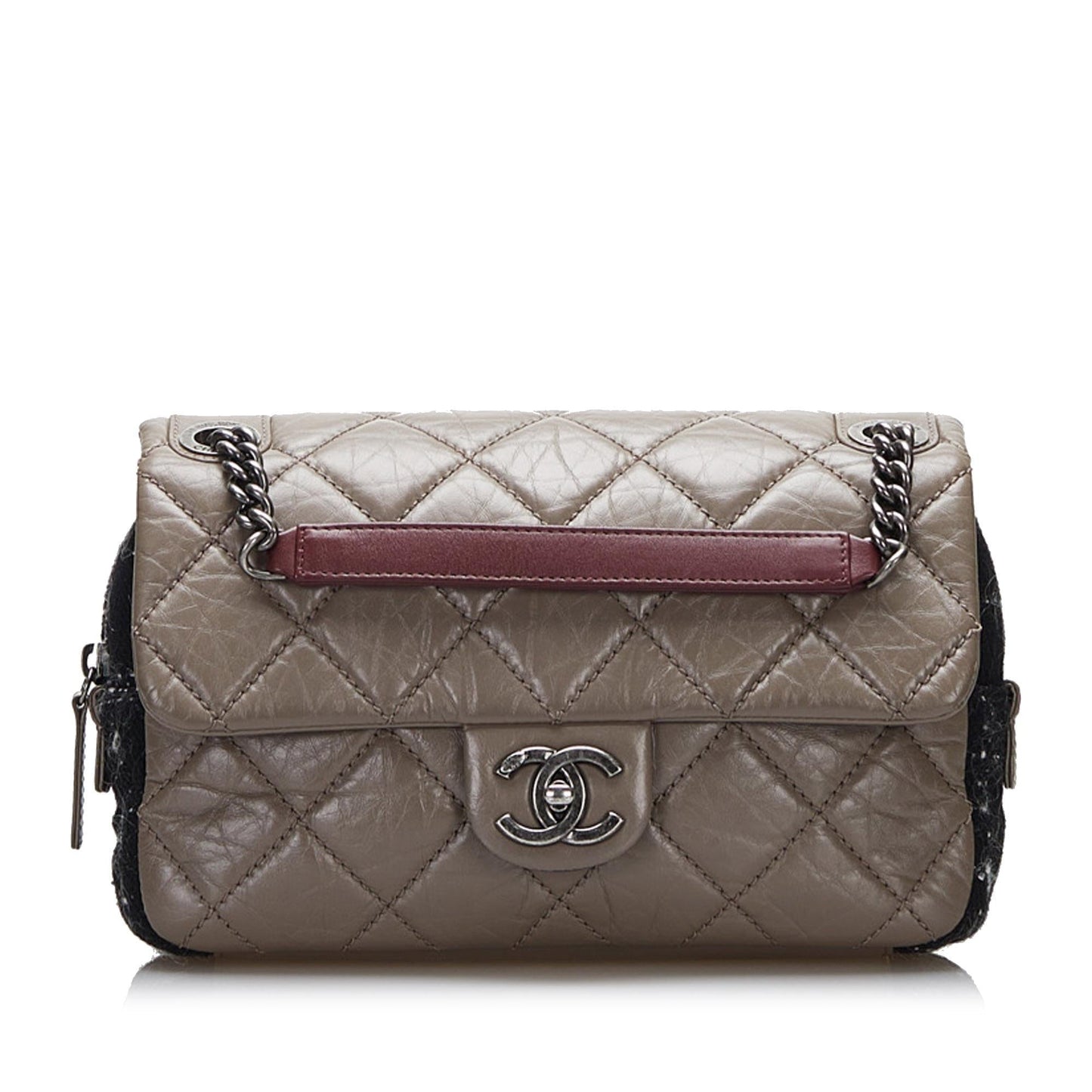 Chanel Glazed Matelasse Portobello Flap Bag (SHG-HqIza9)