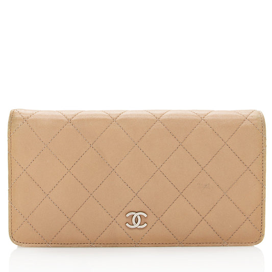 Chanel Lambskin CC Yen Wallet - FINAL SALE (SHF-19081)