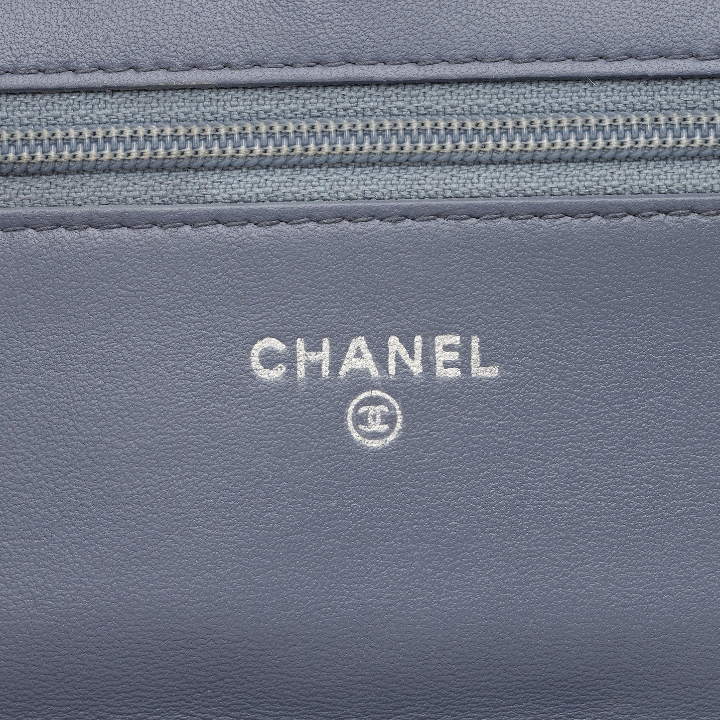 Chanel Lambskin Classic Wallet on Chain (SHF-4UYzRi)