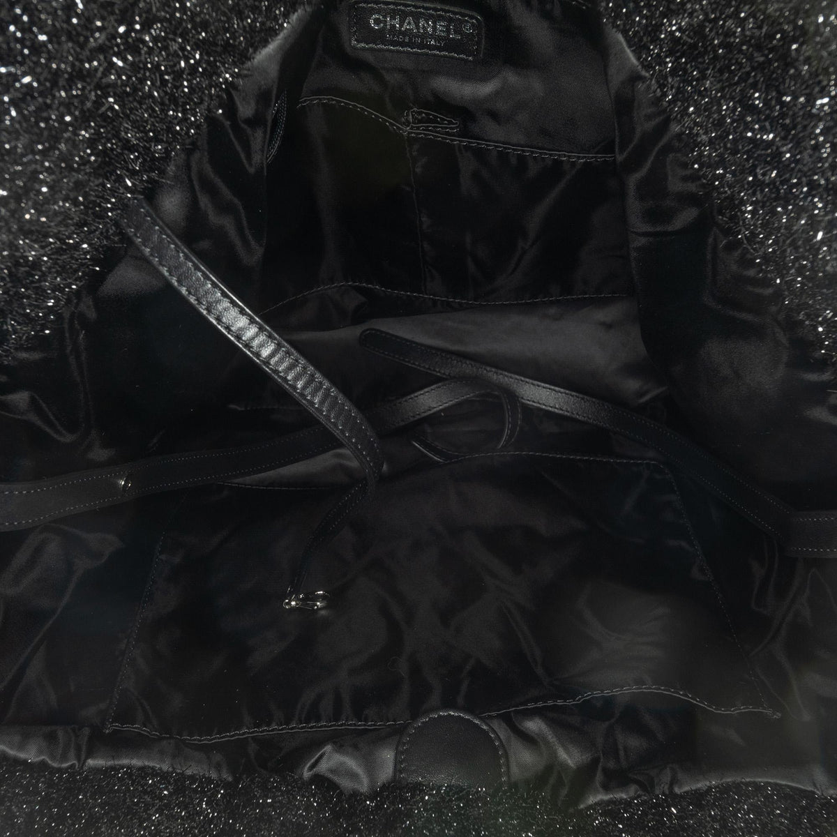 Chanel Large Quilted Knit Pluto Glitter Satchel (SHG-6bdDWA)