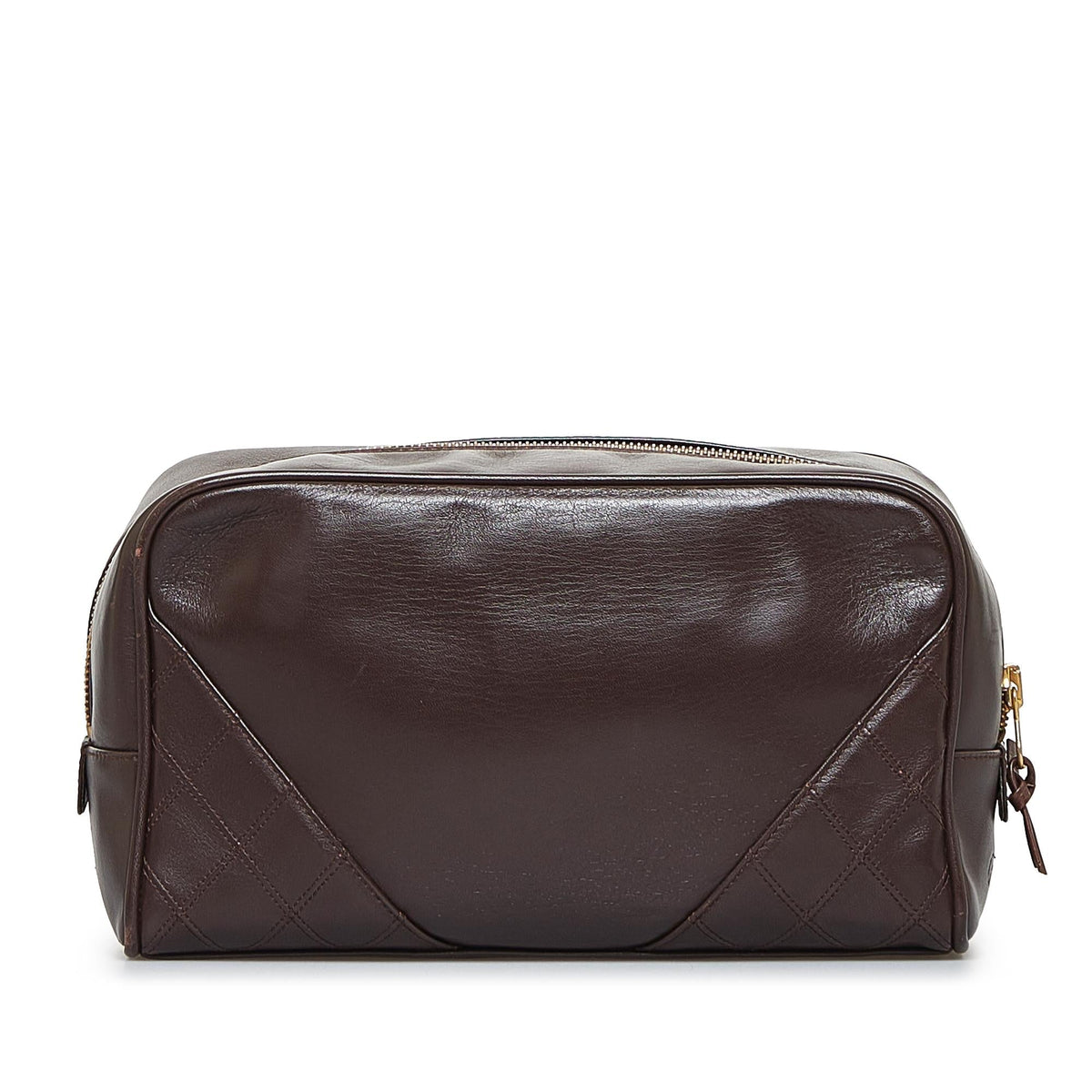 Chanel Leather Pouch (SHG-zv8rXV)