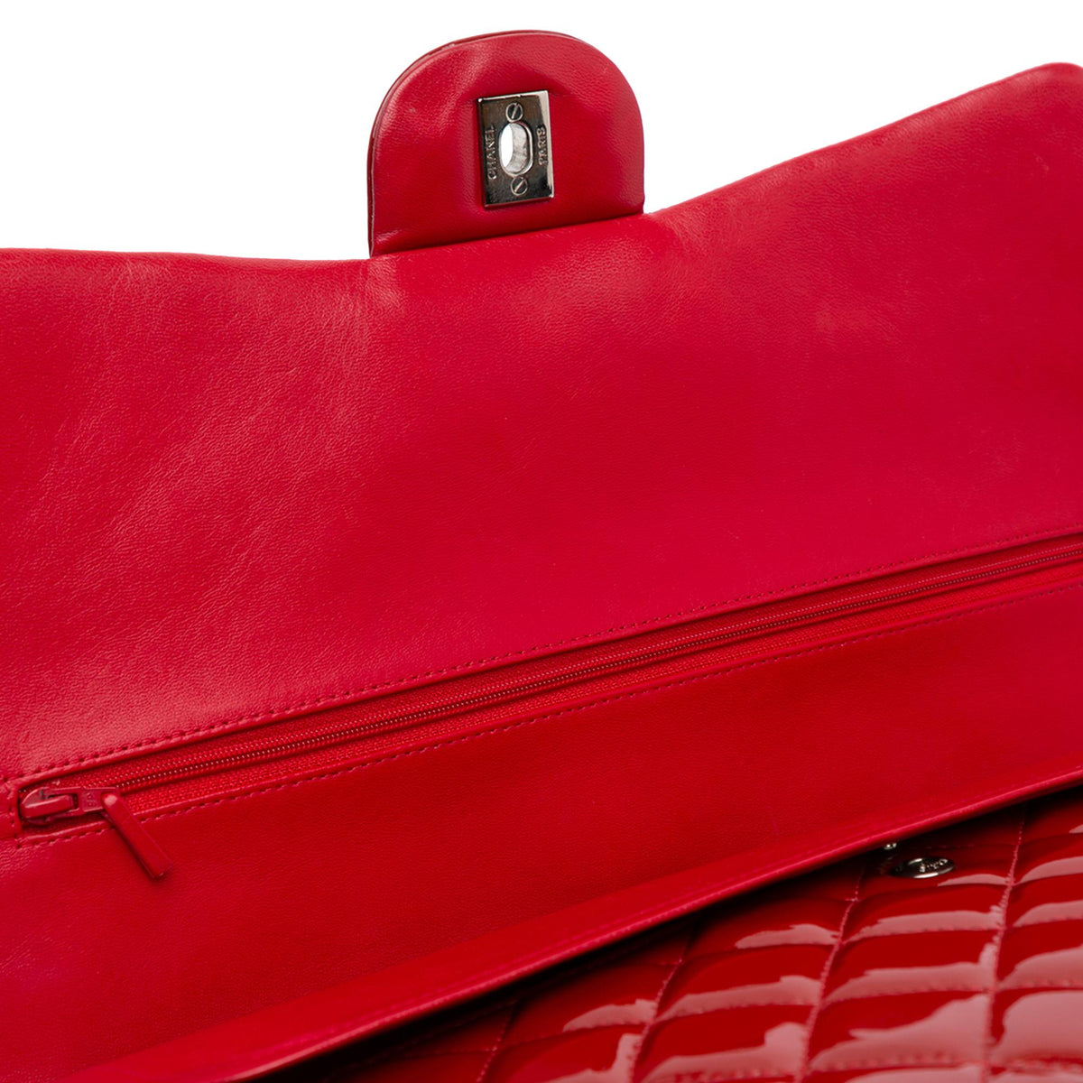 Chanel Maxi Classic Patent Double Flap (SHG-MfdePa)