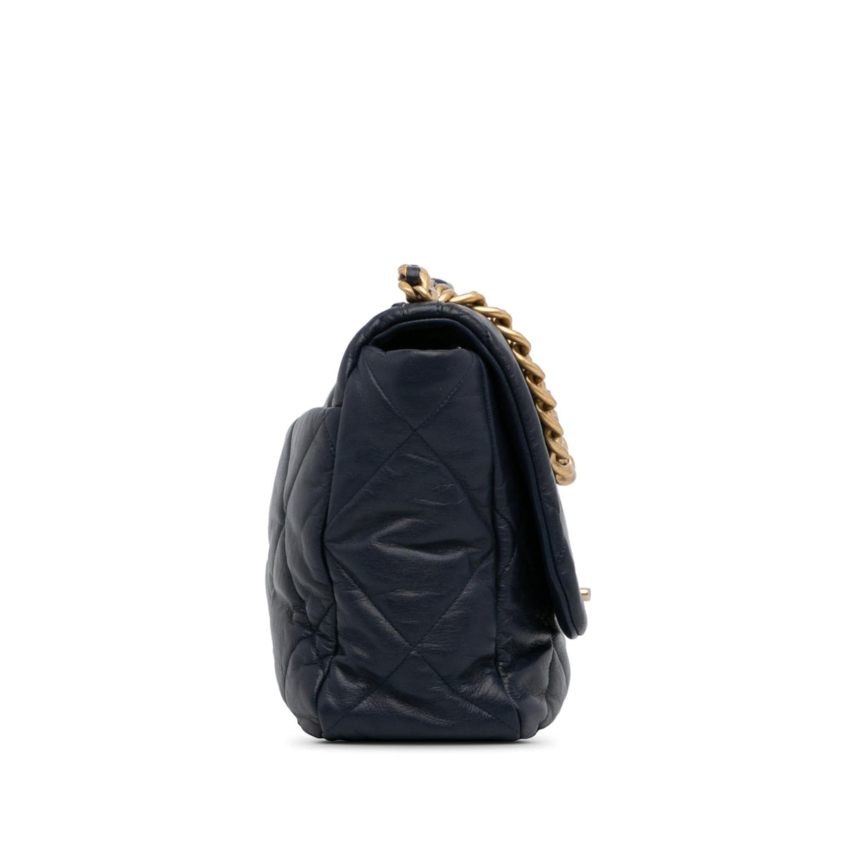 Chanel Maxi Lambskin 19 Flap (SHG-GKlJ3G)