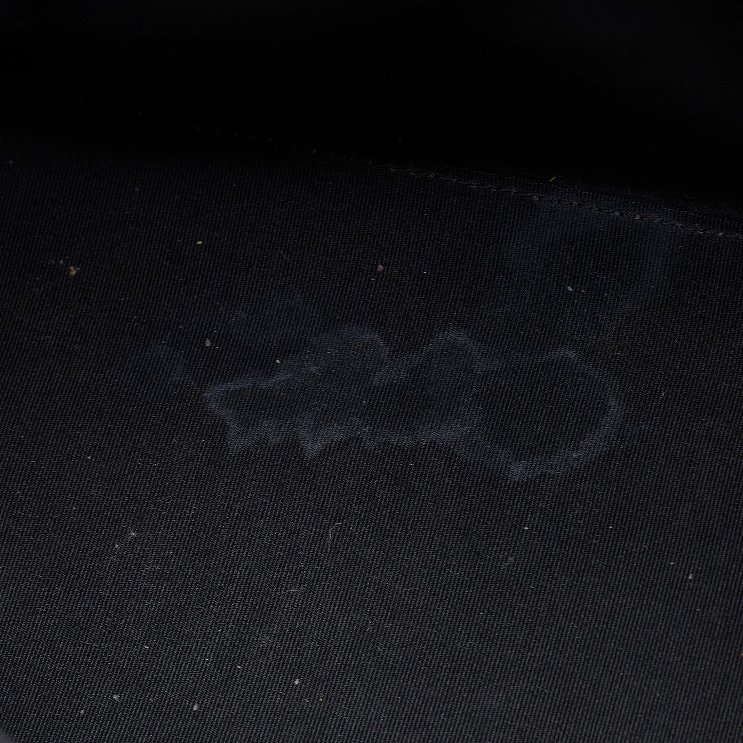 Chanel Medium CC Caviar Cerf Tote (SHG-CpHO5a)