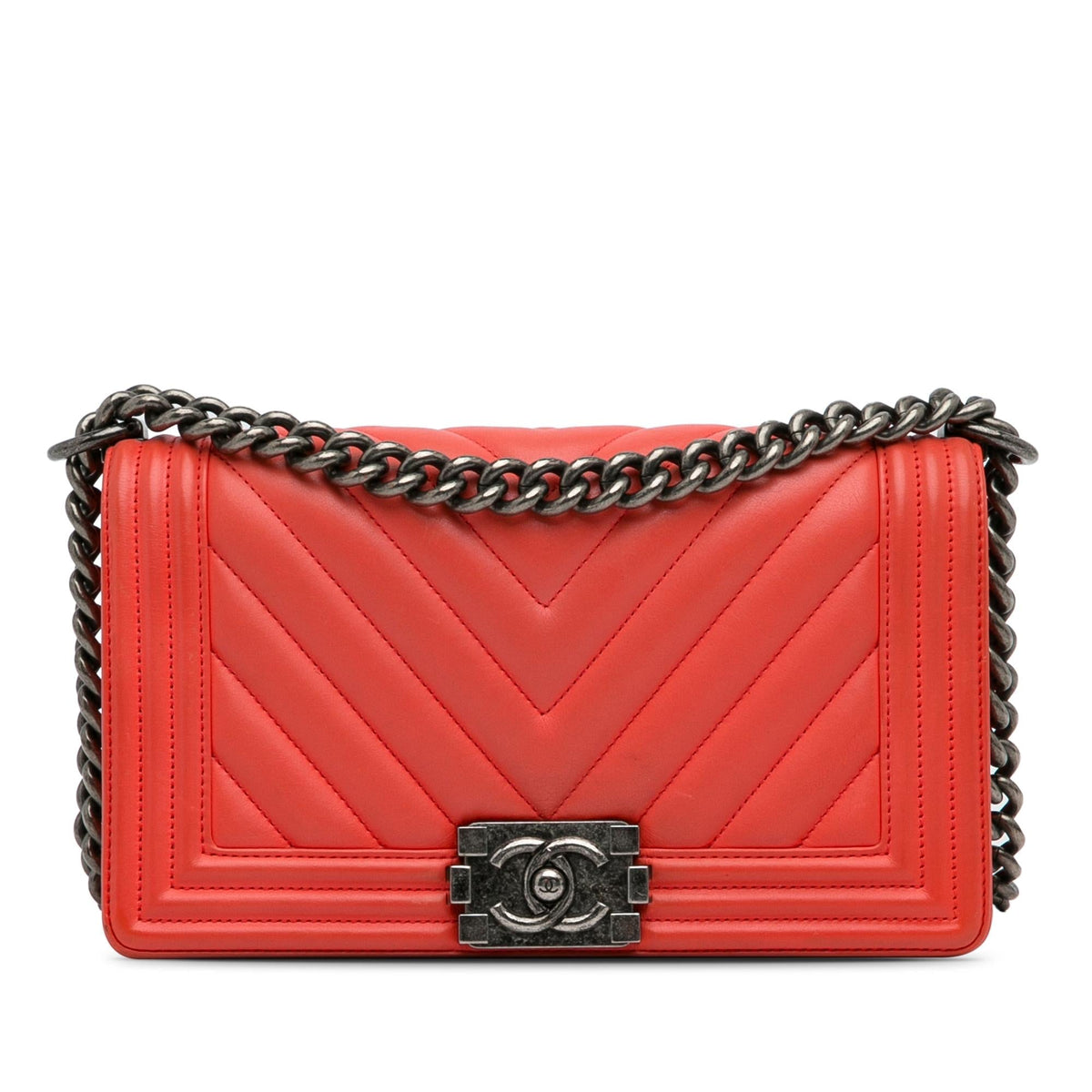 Chanel Medium Calfskin Chevron Boy Flap (SHG-EoQdFy)
