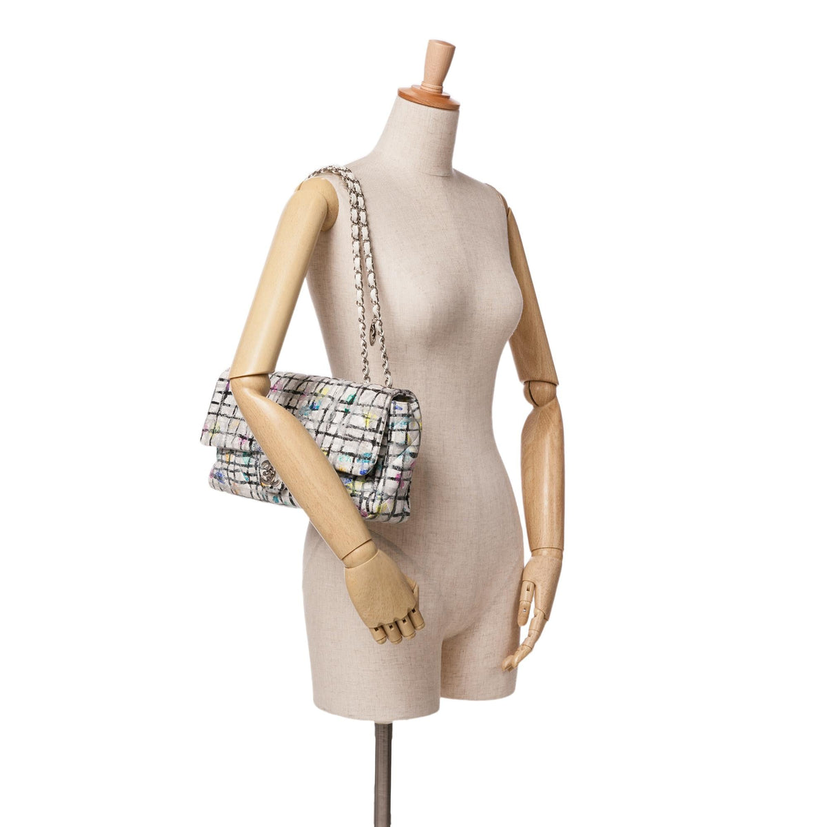 Chanel Medium Calfskin Hand Painted Graffiti Flap (SHG-kb749n)