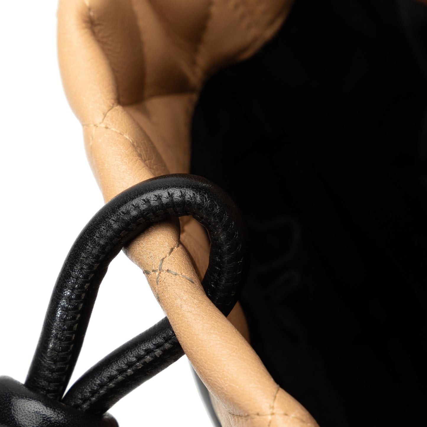 Chanel Medium Cambon Ligne Shoulder Bag (SHG-I92j0a)