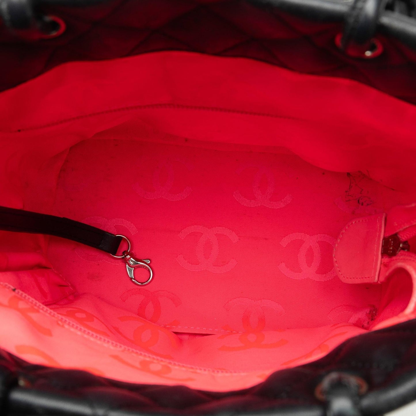 Chanel Medium Cambon Ligne Tote (SHG-OMmmhT)