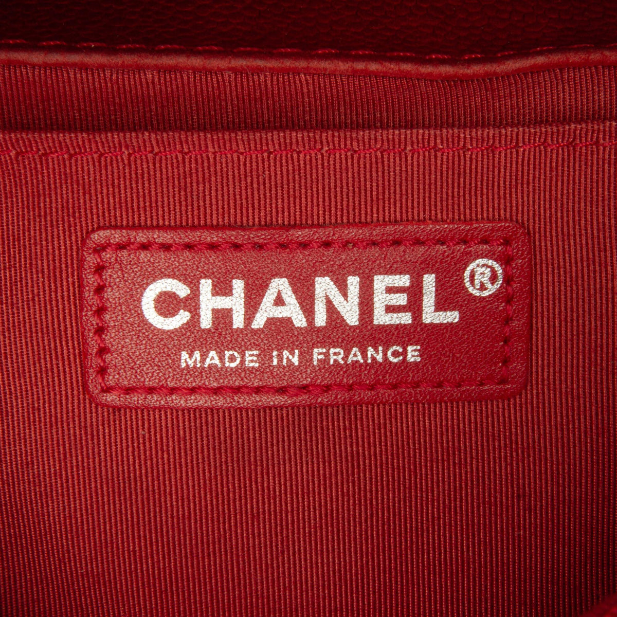 Chanel Medium Caviar Boy Flap Bag (SHG-WjPoQG)