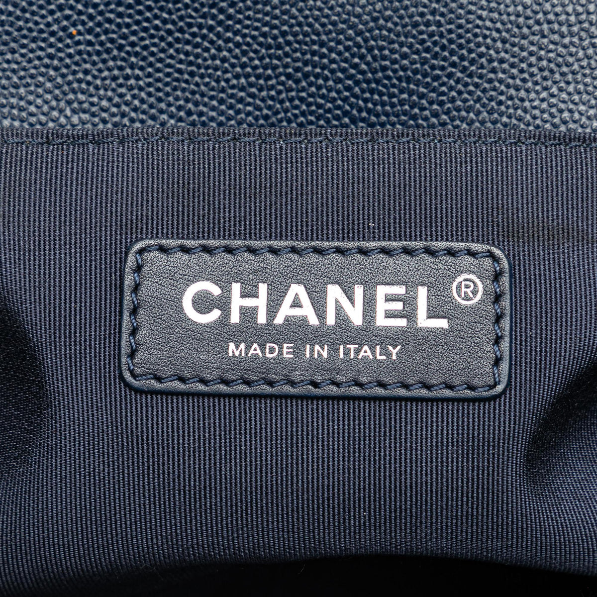 Chanel Medium Chevron Caviar Boy Flap (SHG-74IHyq)