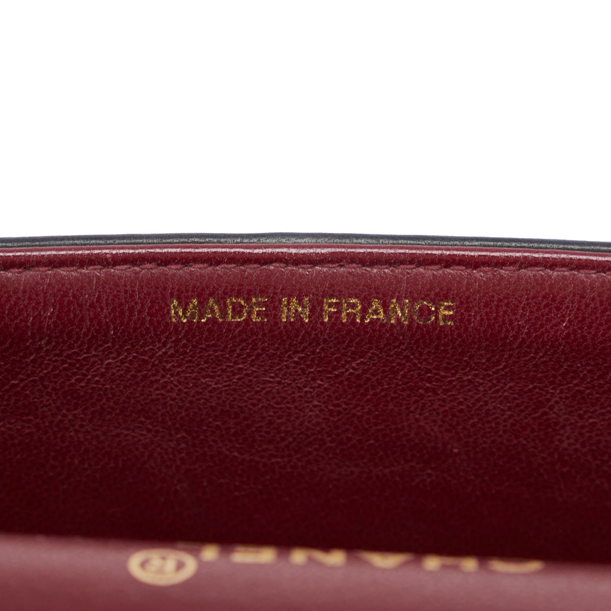 Chanel Medium Classic Lambskin Double Flap (SHG-hLYG9a)