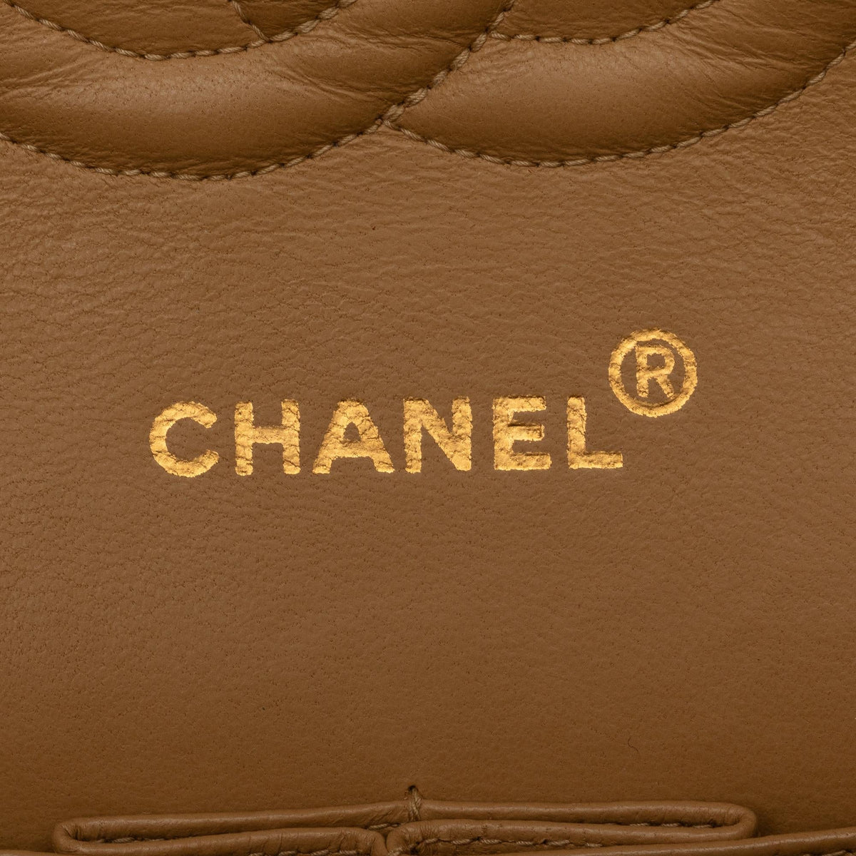 Chanel Medium Classic Lambskin Double Flap (SHG-FTtjY2)