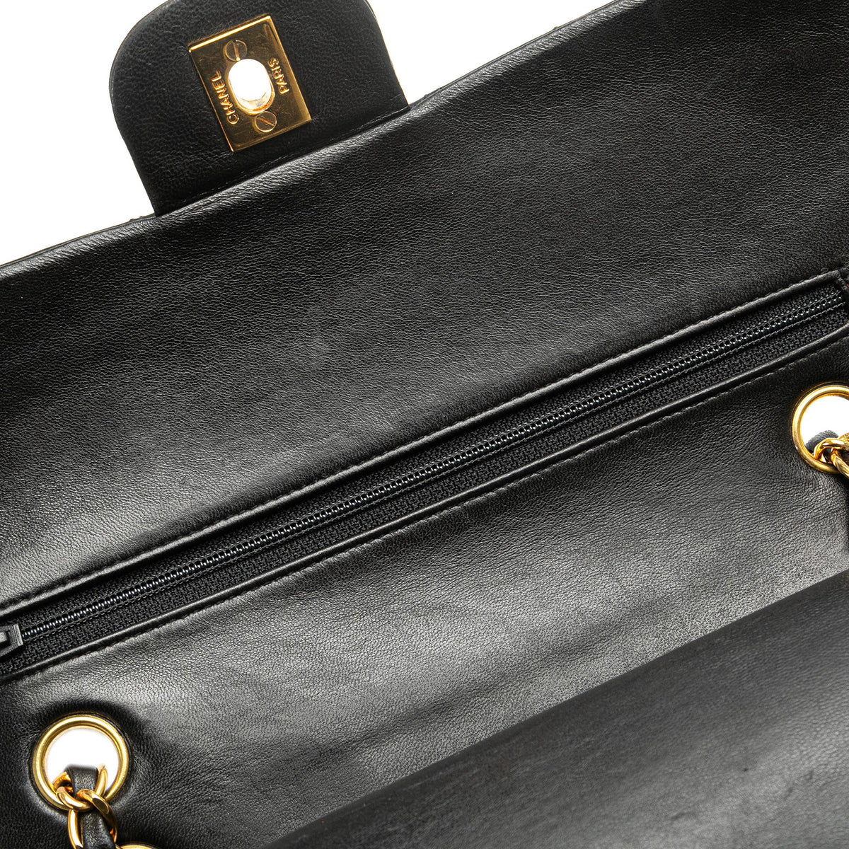 Chanel Medium Classic Lambskin Double Flap (SHG-Fx4UK8)