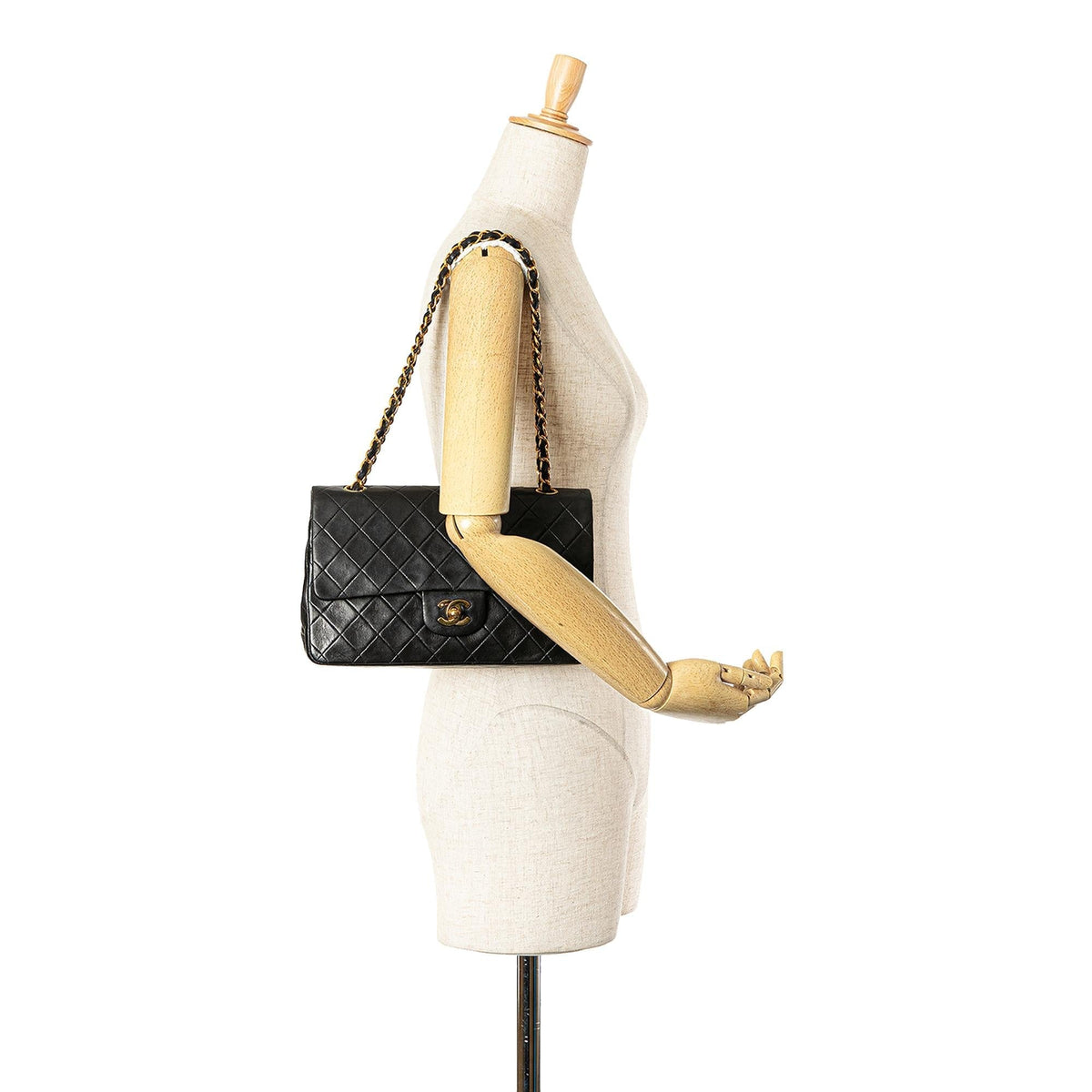 Chanel Medium Classic Lambskin Double Flap (SHG-Fx4UK8)