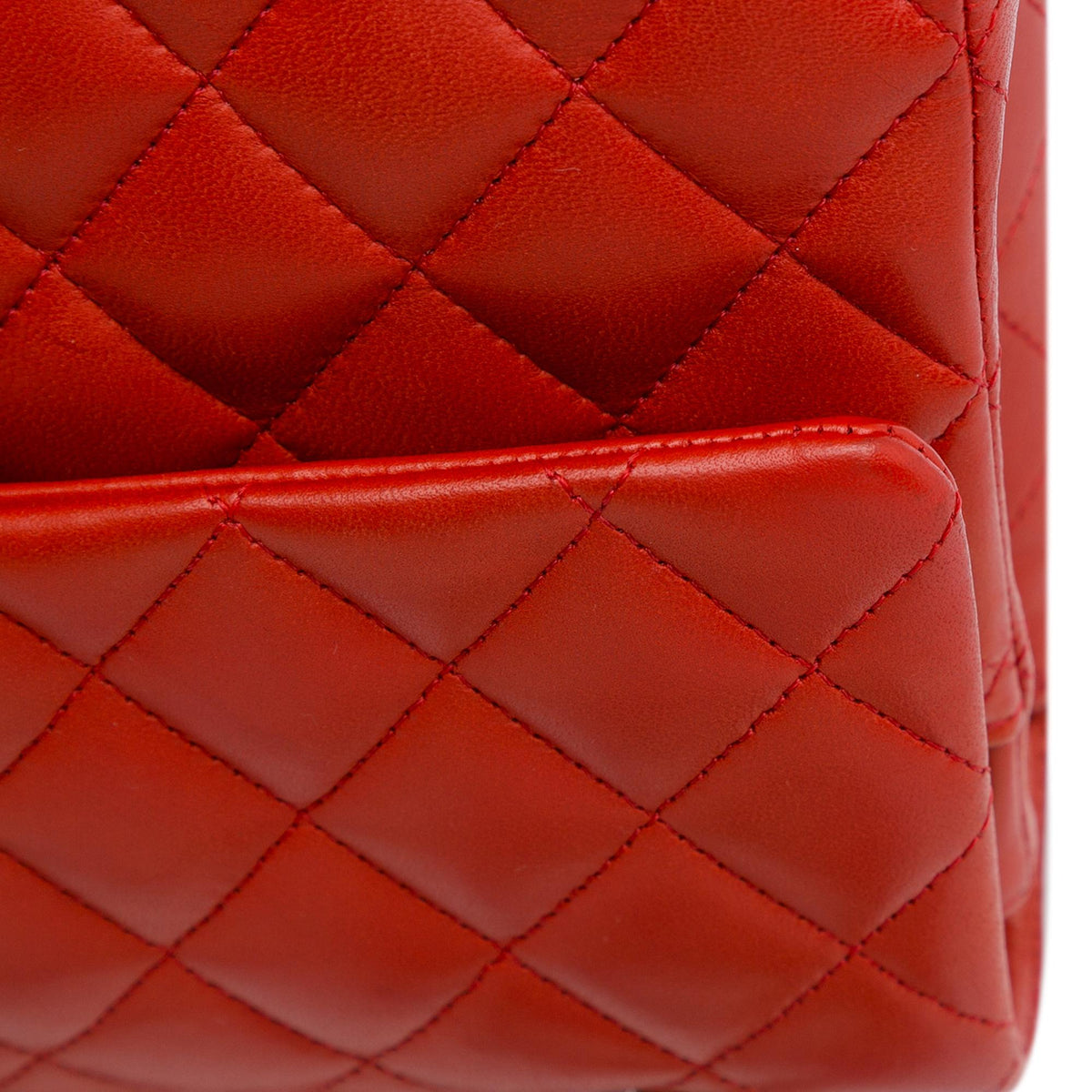 Chanel Medium Classic Lambskin Double Flap (SHG-hCviYB)
