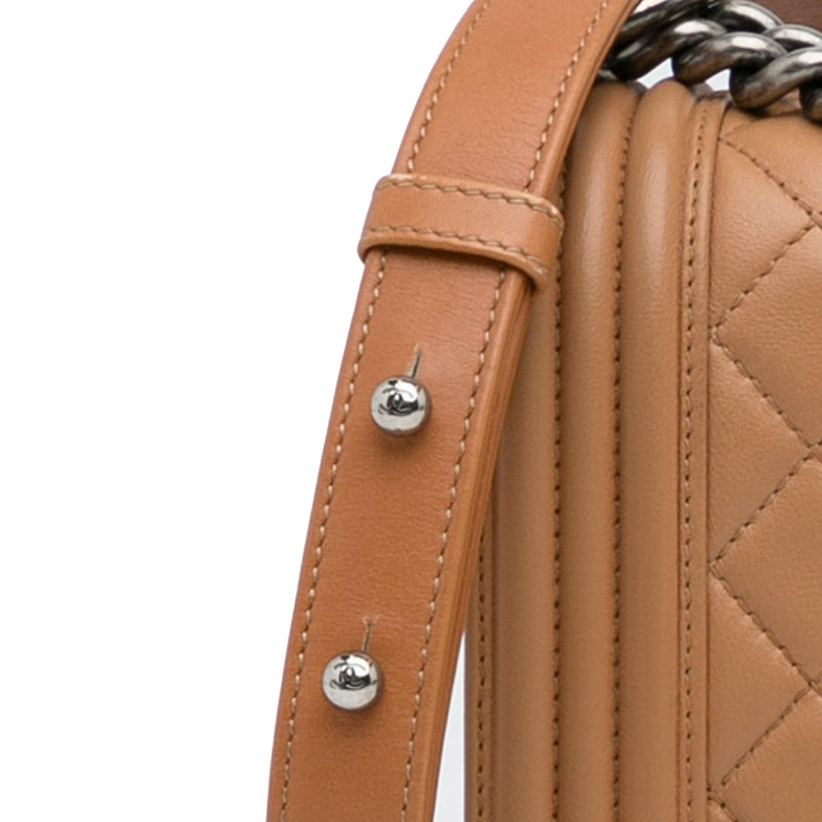 Chanel Medium Lambskin Boy Flap Bag (SHG-12u1uJ)