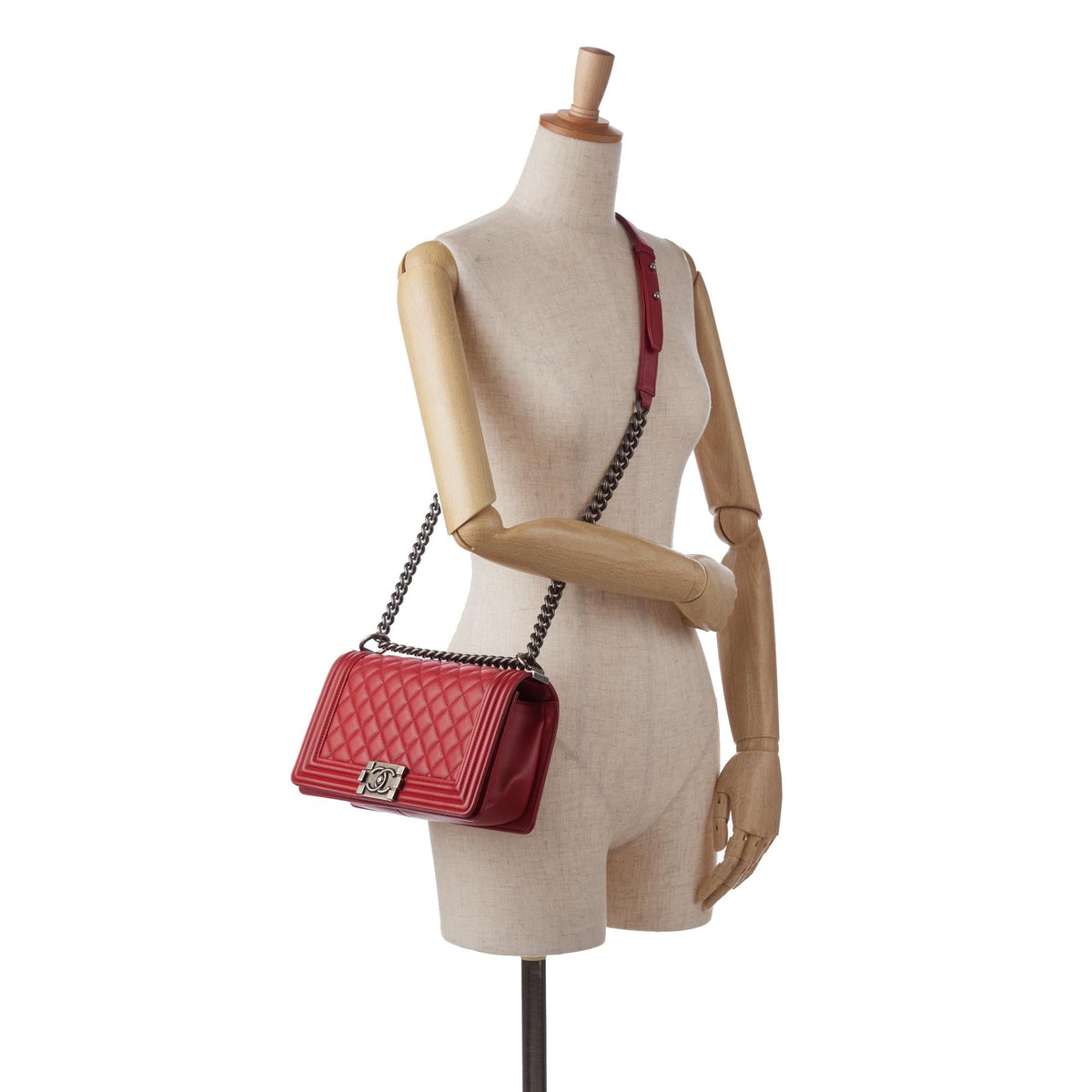 Chanel Medium Lambskin Boy Flap Bag (SHG-HGvn58)