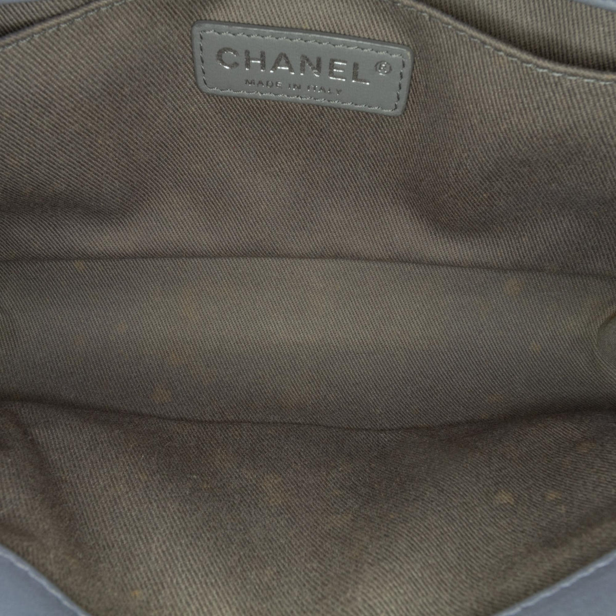 Chanel Medium Lambskin Boy Flap (SHG-EJte0o)