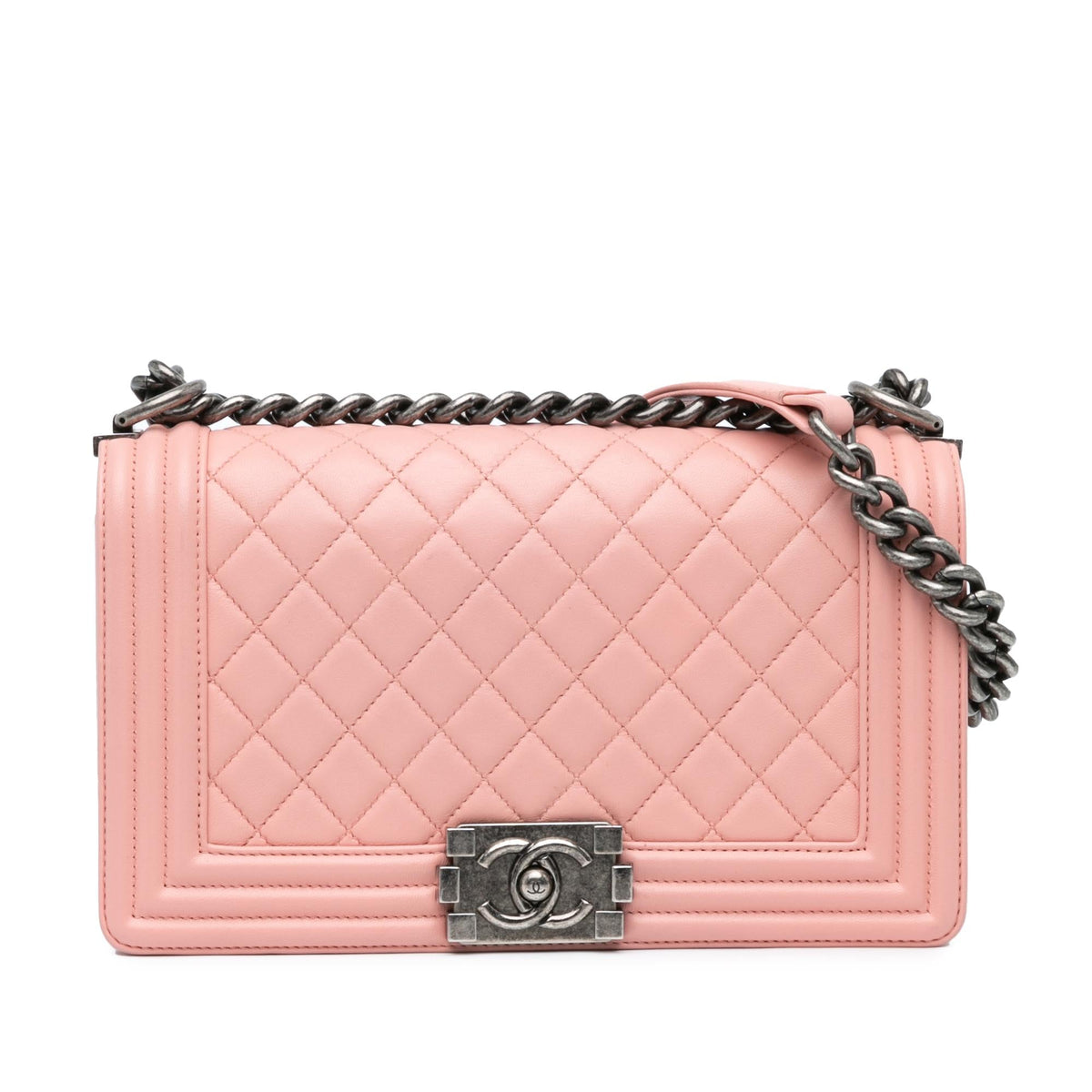 Chanel Medium Lambskin Boy Flap (SHG-eHjD9I)