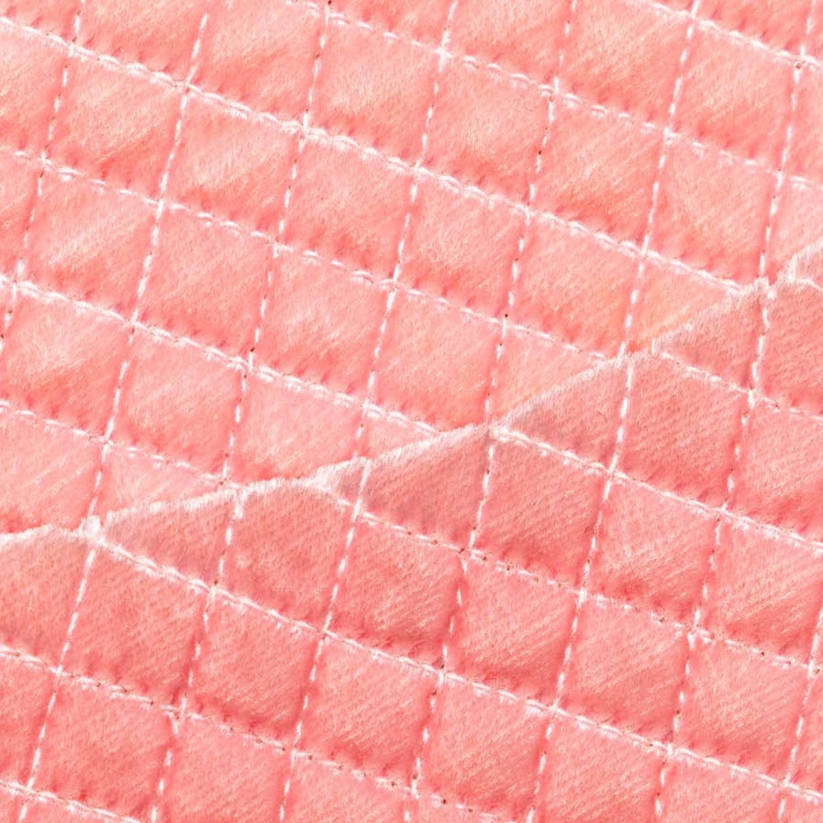 Chanel Medium Micro Quilted Velvet CC Flap (SHG-rxQwA0)