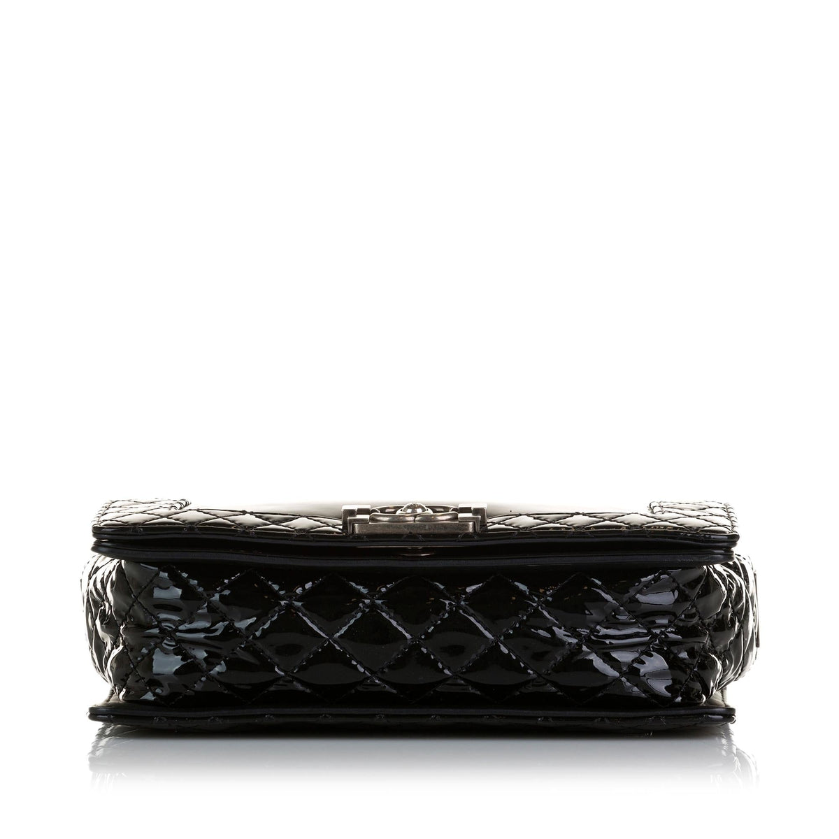 Chanel Medium Patent Reverso Boy Flap (SHG-xCR0zI)