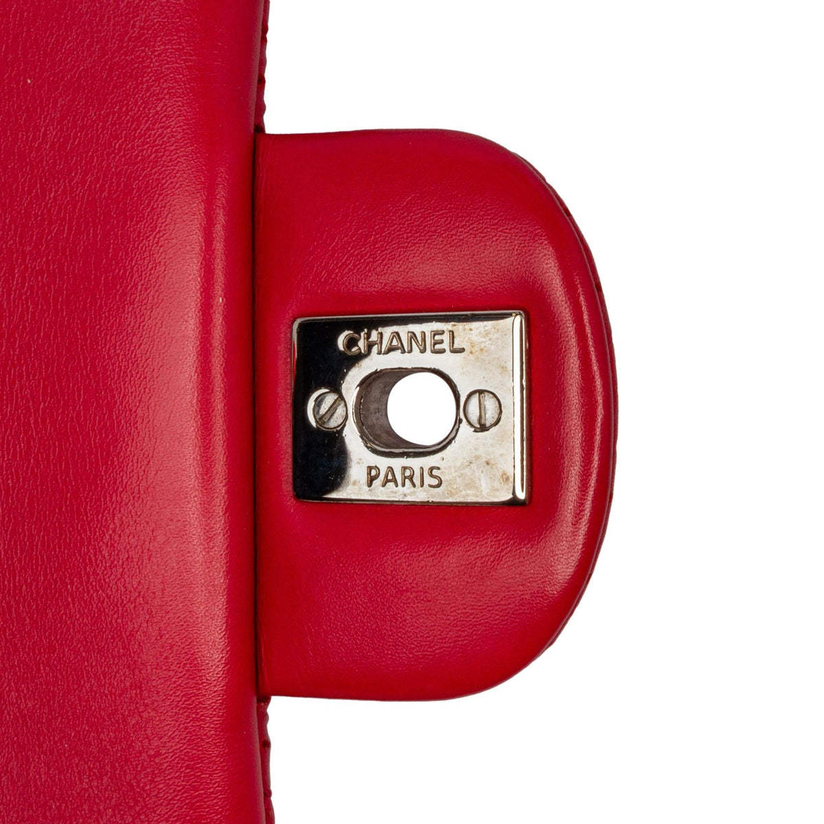 Chanel Medium Perforated Lambskin Punch Flap (SHG-PkZhhC)