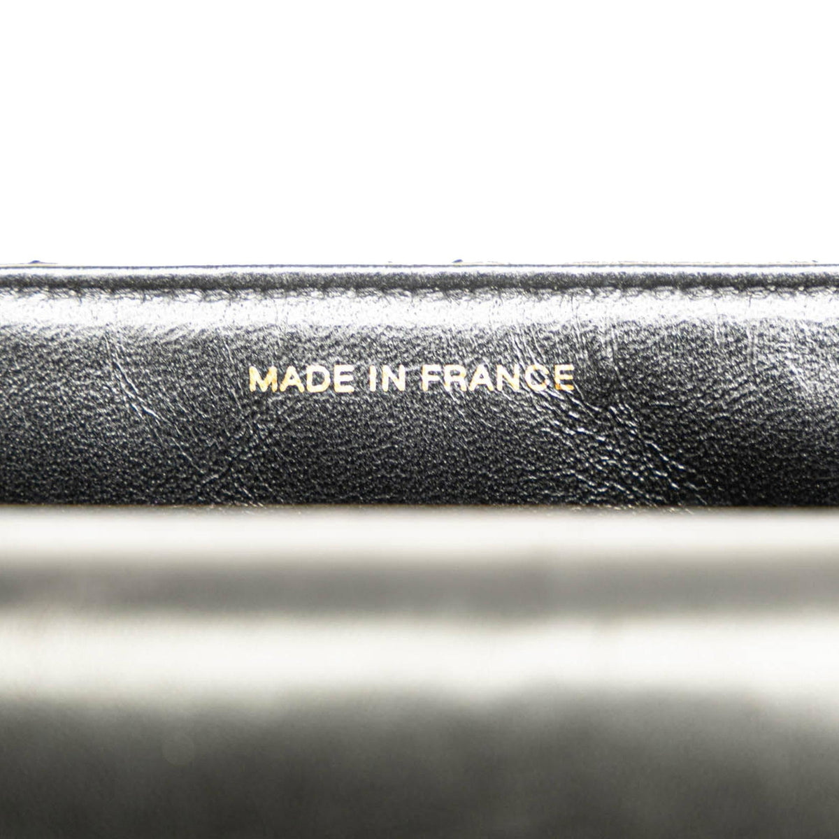 Chanel Medium Quilted Lambskin Border Single Flap (SHG-Tu2Hic)