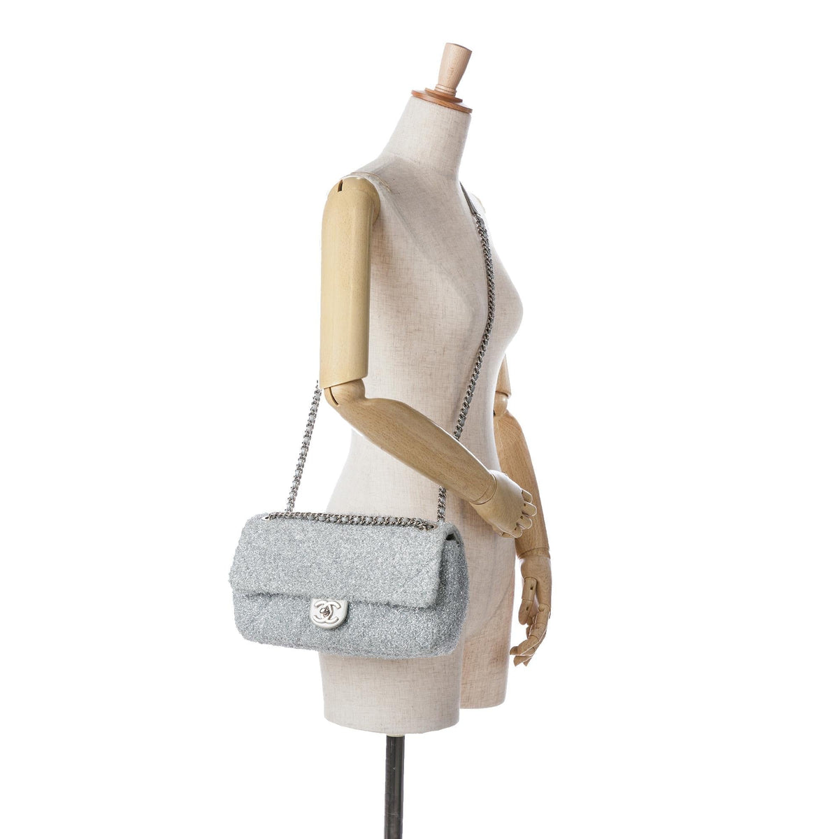 Chanel Medium Quilted Lurex Ground Control Pluto Glitter Flap (SHG-oj7q7D)
