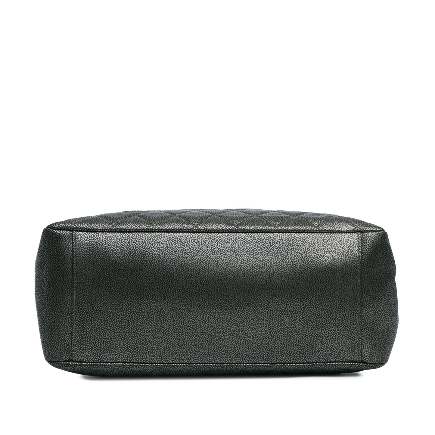 Chanel Metallic Caviar Grand Shopping Tote (SHG-xuVhel)