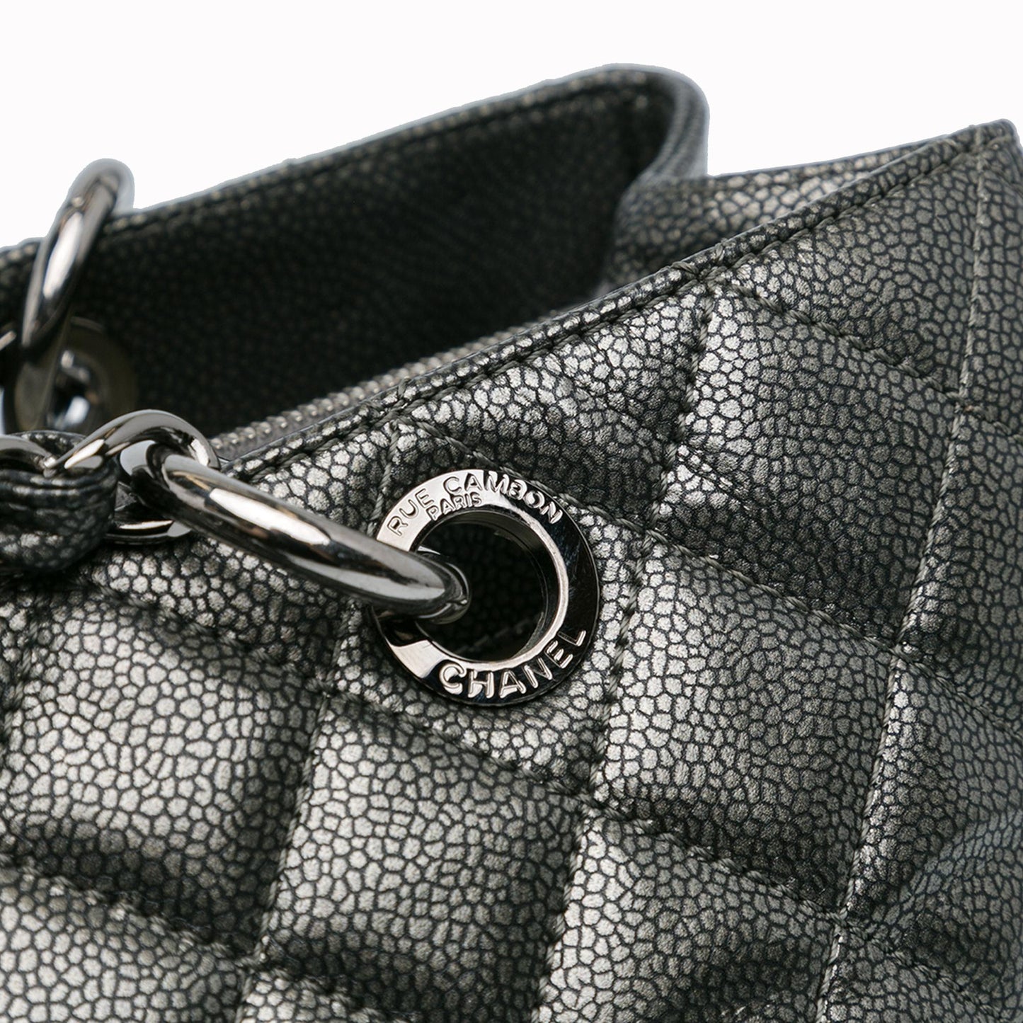 Chanel Metallic Caviar Grand Shopping Tote (SHG-xuVhel)