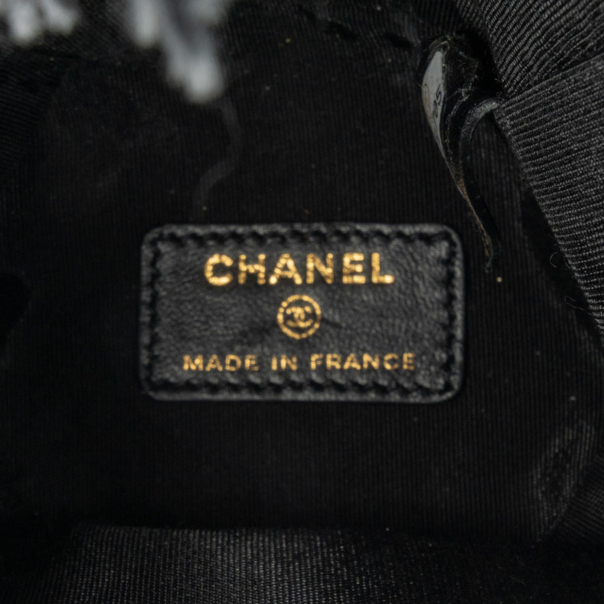Chanel Mini Denim Mood Bucket with Chain (SHG-oUrCJ6)