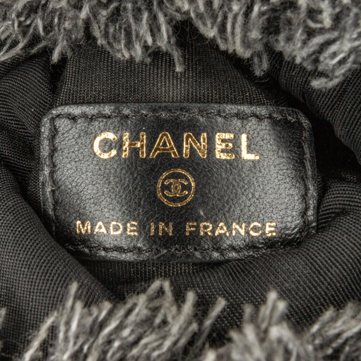 Chanel Mini Denim Mood Bucket with Chain (SHG-u5NBnA)
