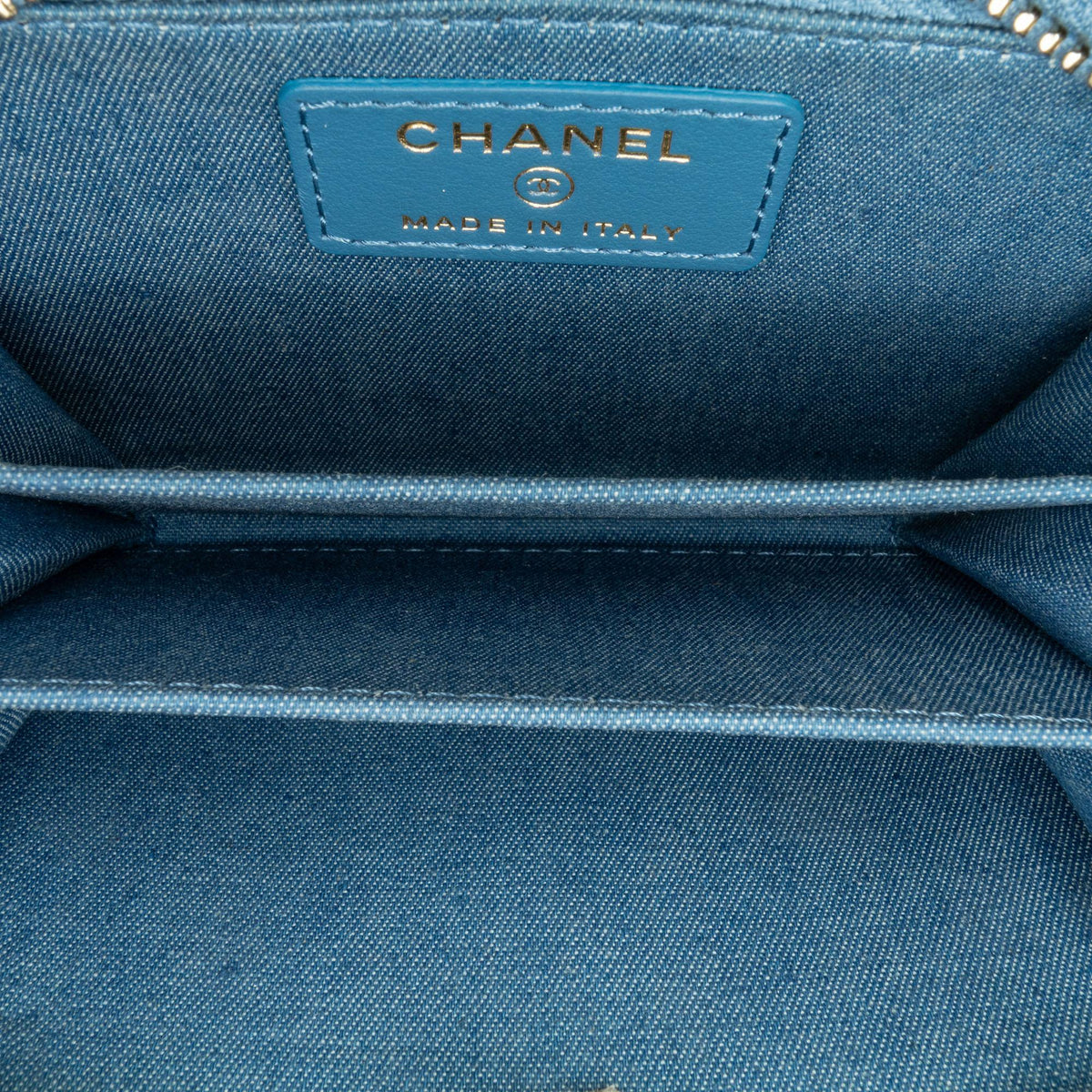 Chanel Mini Denim Pearl Crush Card Holder On Chain (SHG-clDWDq)