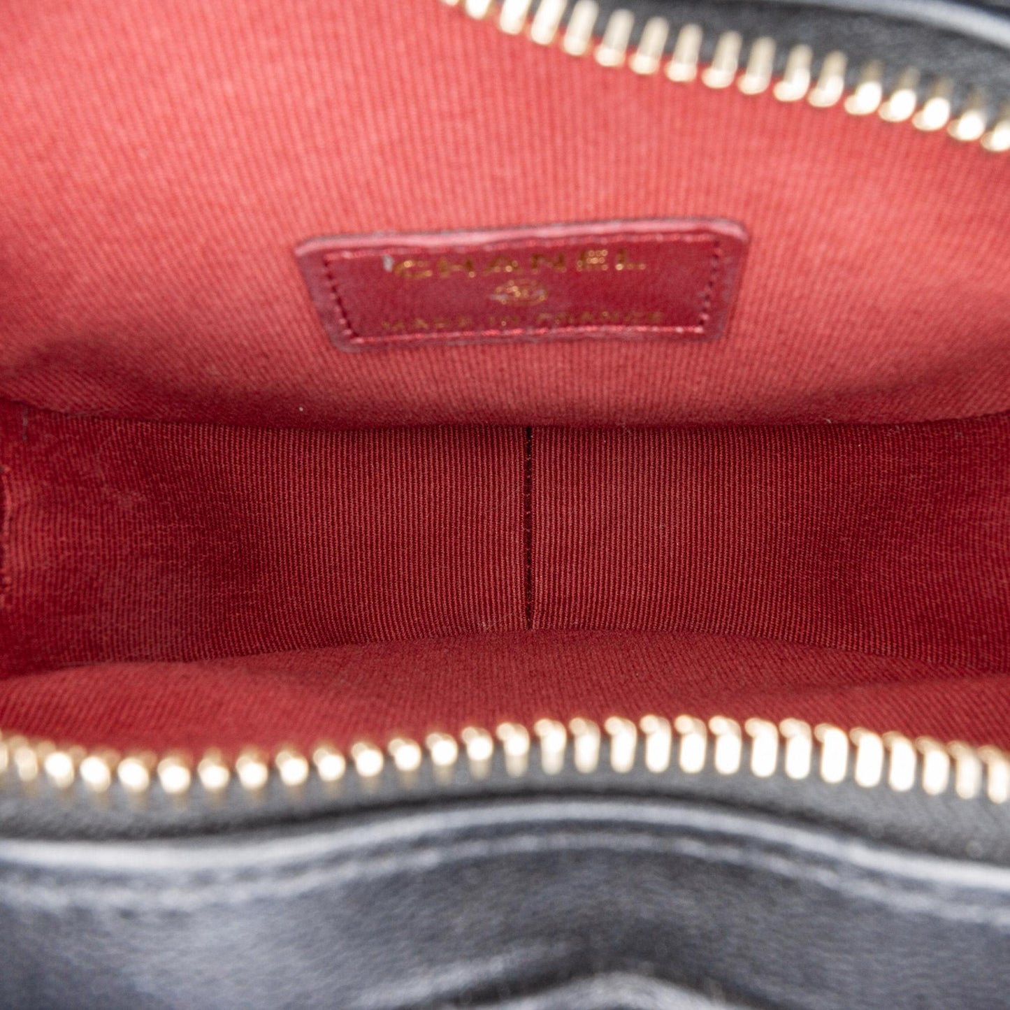 Chanel Mini Lambskin CC in Love Heart Crossbody (SHG-sVVejX)