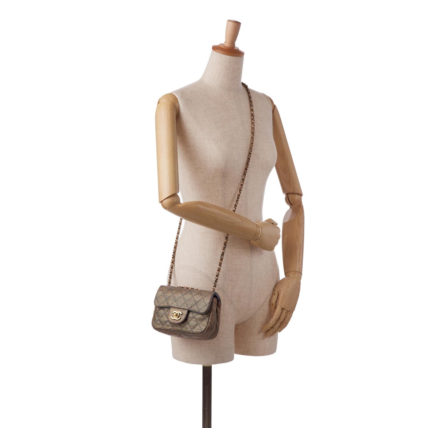 Chanel Mini Metallic Woven Raffia Classic Square Single Flap (SHG-uhzvVf)