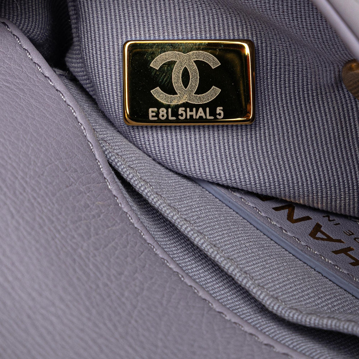 Chanel Mini Quilted Calfskin Framing Chain Flap (SHG-f0Hbht)