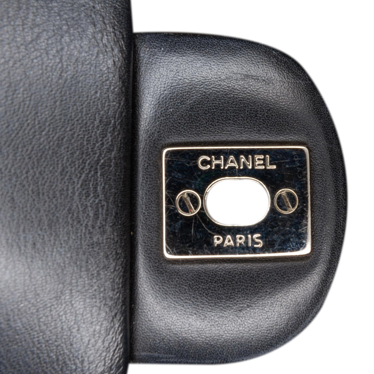 Chanel Mini Rectangular Classic Patent Single Flap (SHG-xkoEHG)