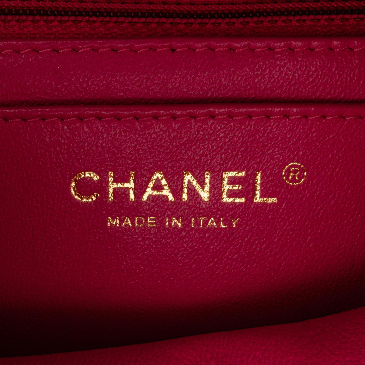 Chanel Mini Square Classic Chevron Lambskin Flap (SHG-Mse1pE)