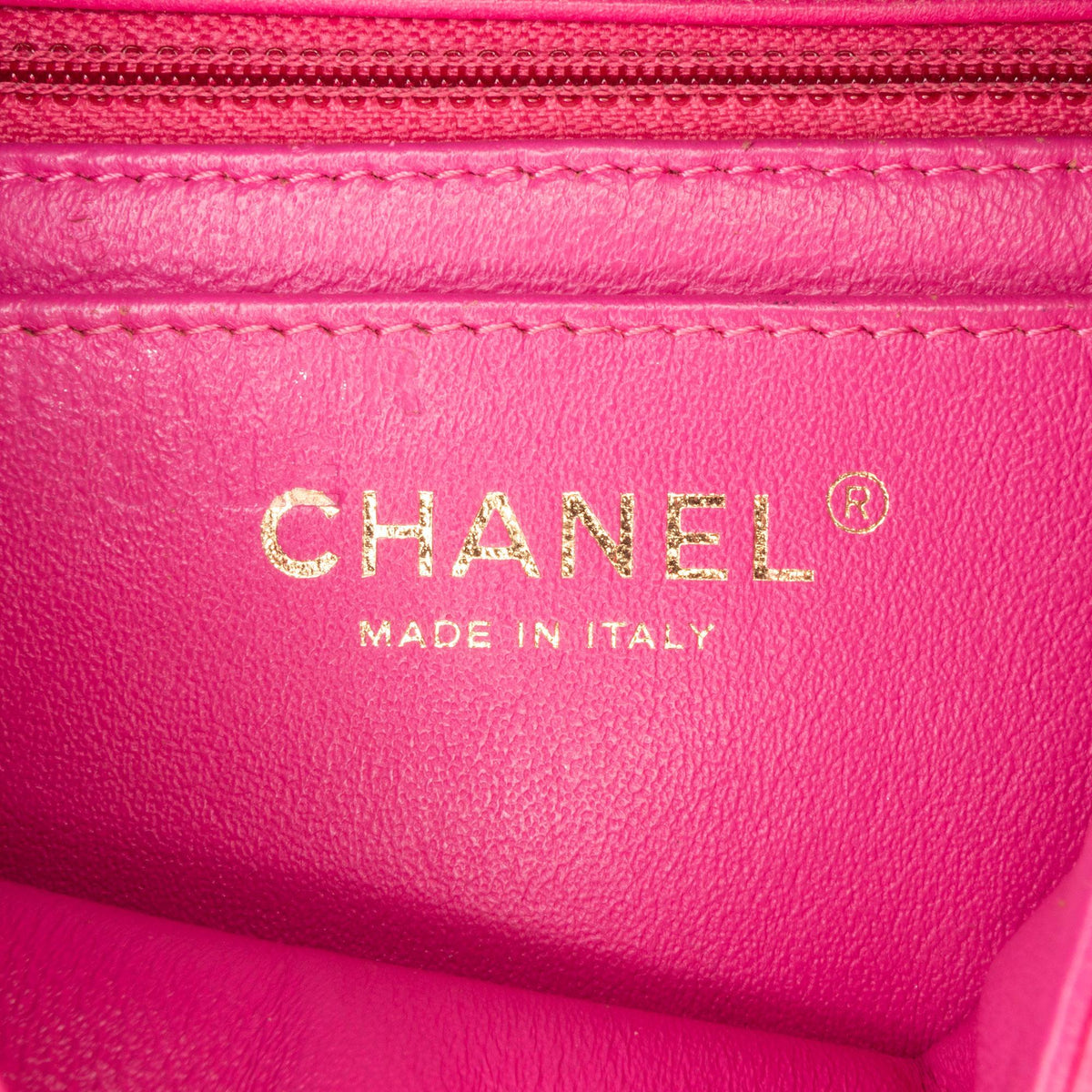Chanel Mini Square Classic Chevron Lambskin Flap (SHG-8wGObb)
